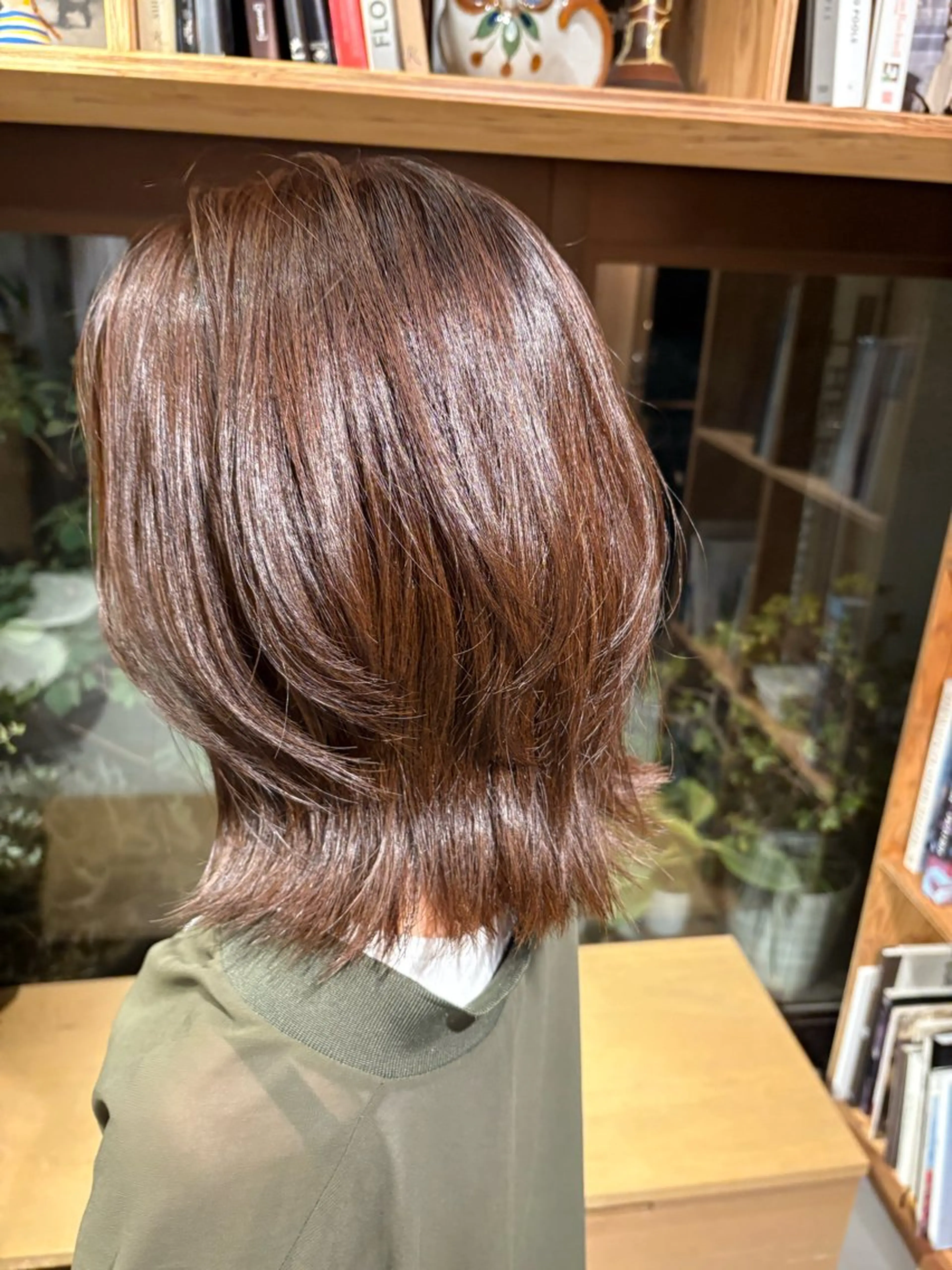 ミディアム カラー THE REMMY ユミザのヘアスタイル