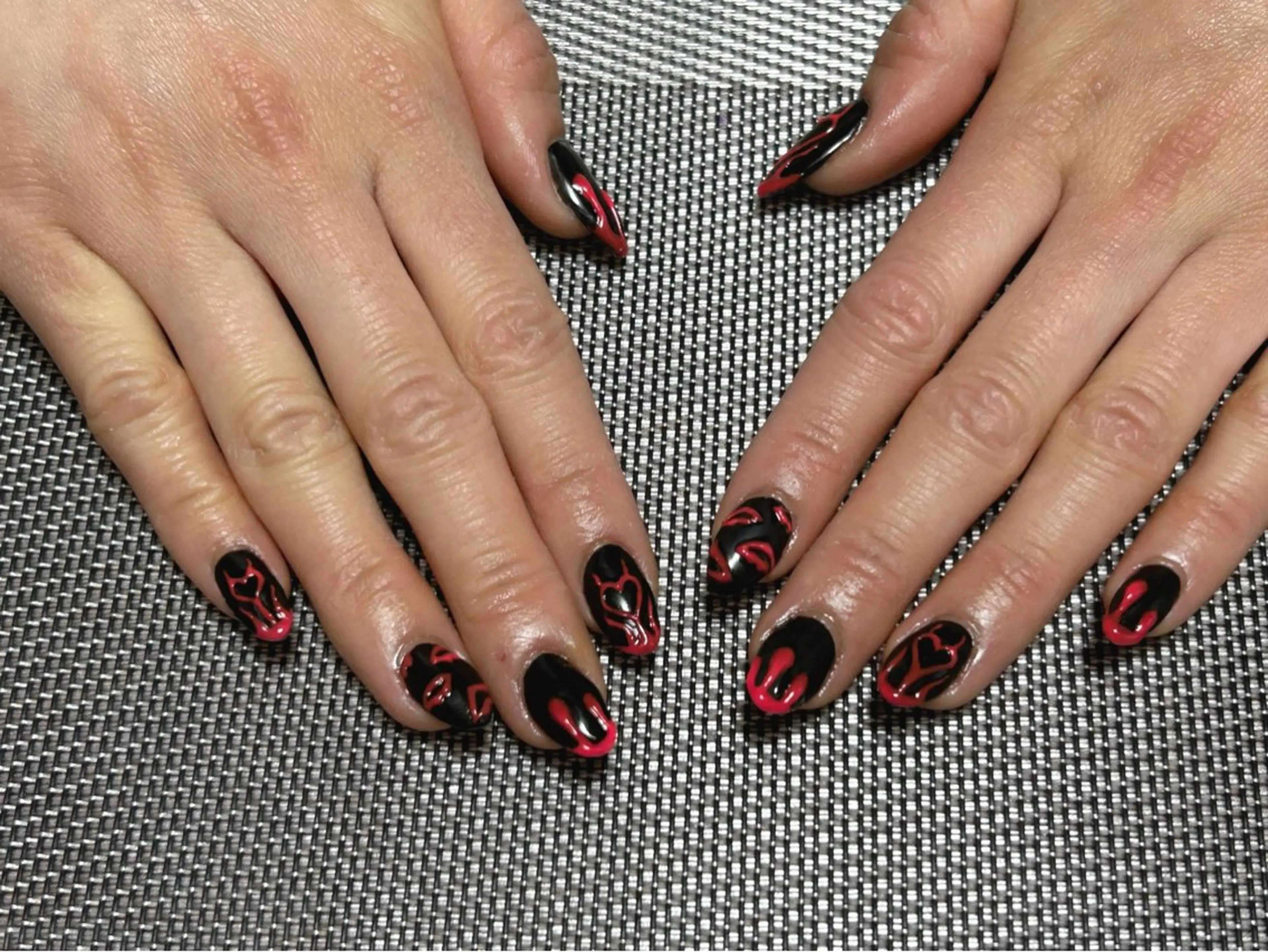 ネイル ピンク 赤色 スカルプネイル ハンドネイル i nailのネイルデザイン