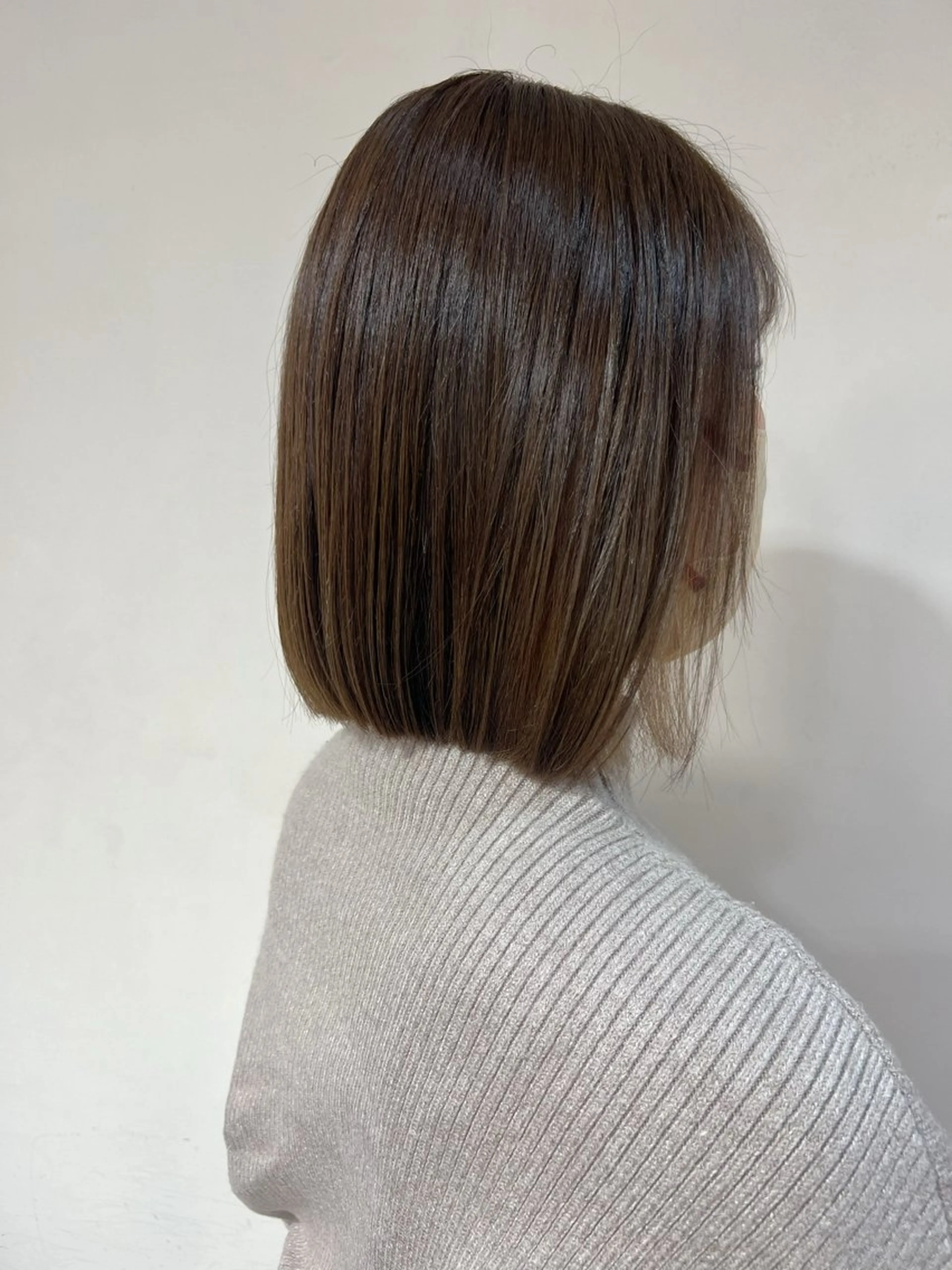 ショート ボブ 顔周りカット ハイライト カット 縮毛矯正 トリートメント KANA/ボブ/ インナーカラー/艶髪のヘアスタイル