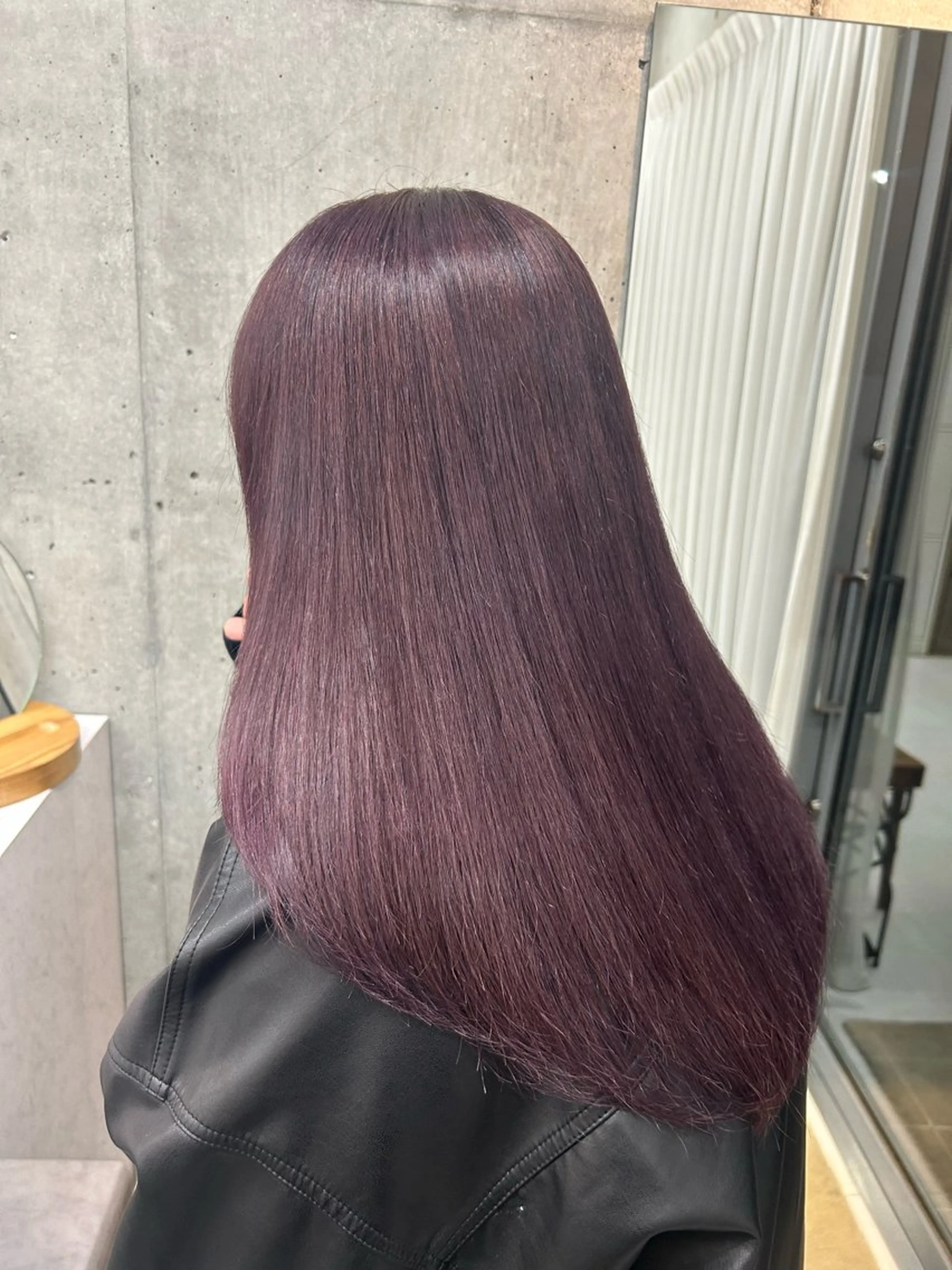 セミロング ピンクラベンダー ヘアカラー トリートメント Lomalia Yuuka/42🩵のヘアスタイル