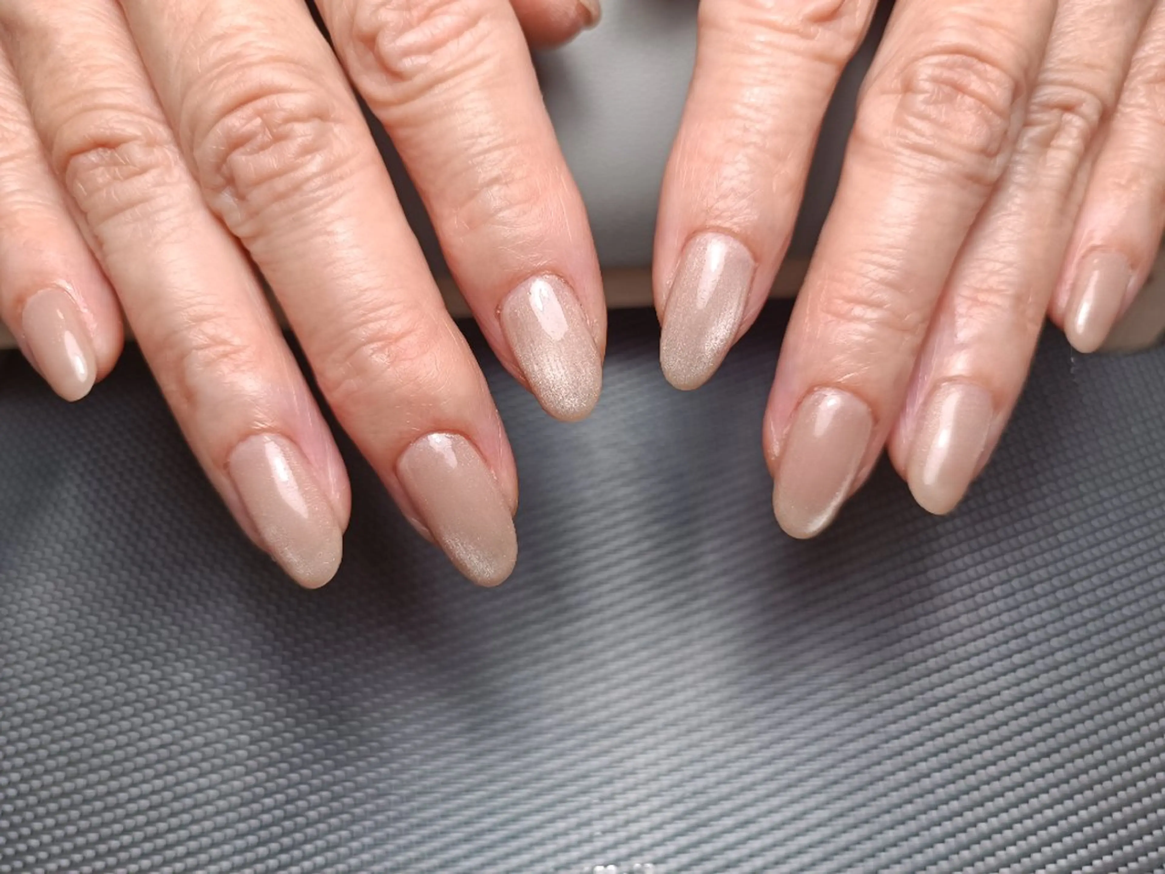 ネイル マグネットネイル マグネットワンカラー ワンカラーネイル HATSUMI ネイルサロンのネイルデザイン