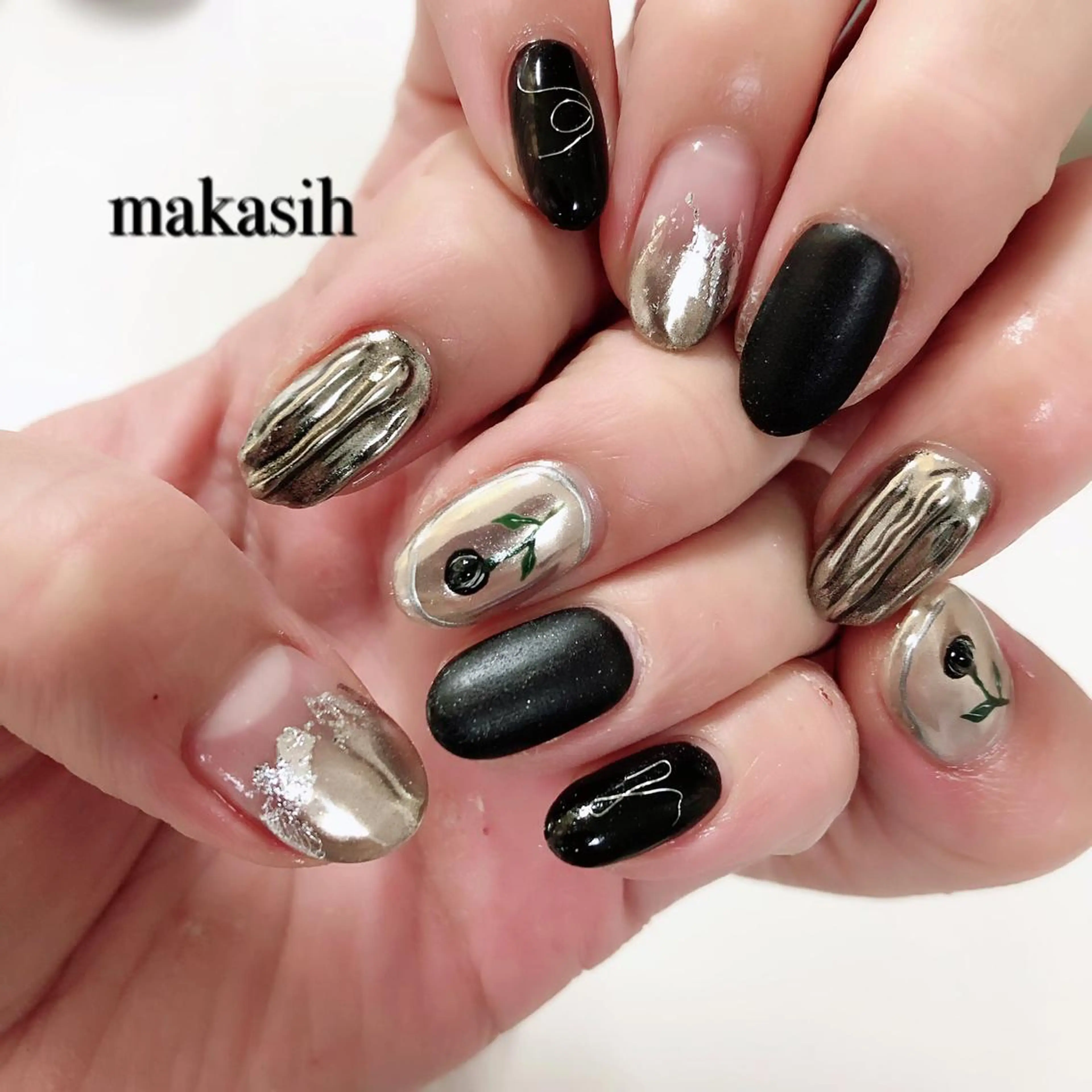 ネイル ミラーネイル 濱田 美菜子のエステ・リラクイメージ