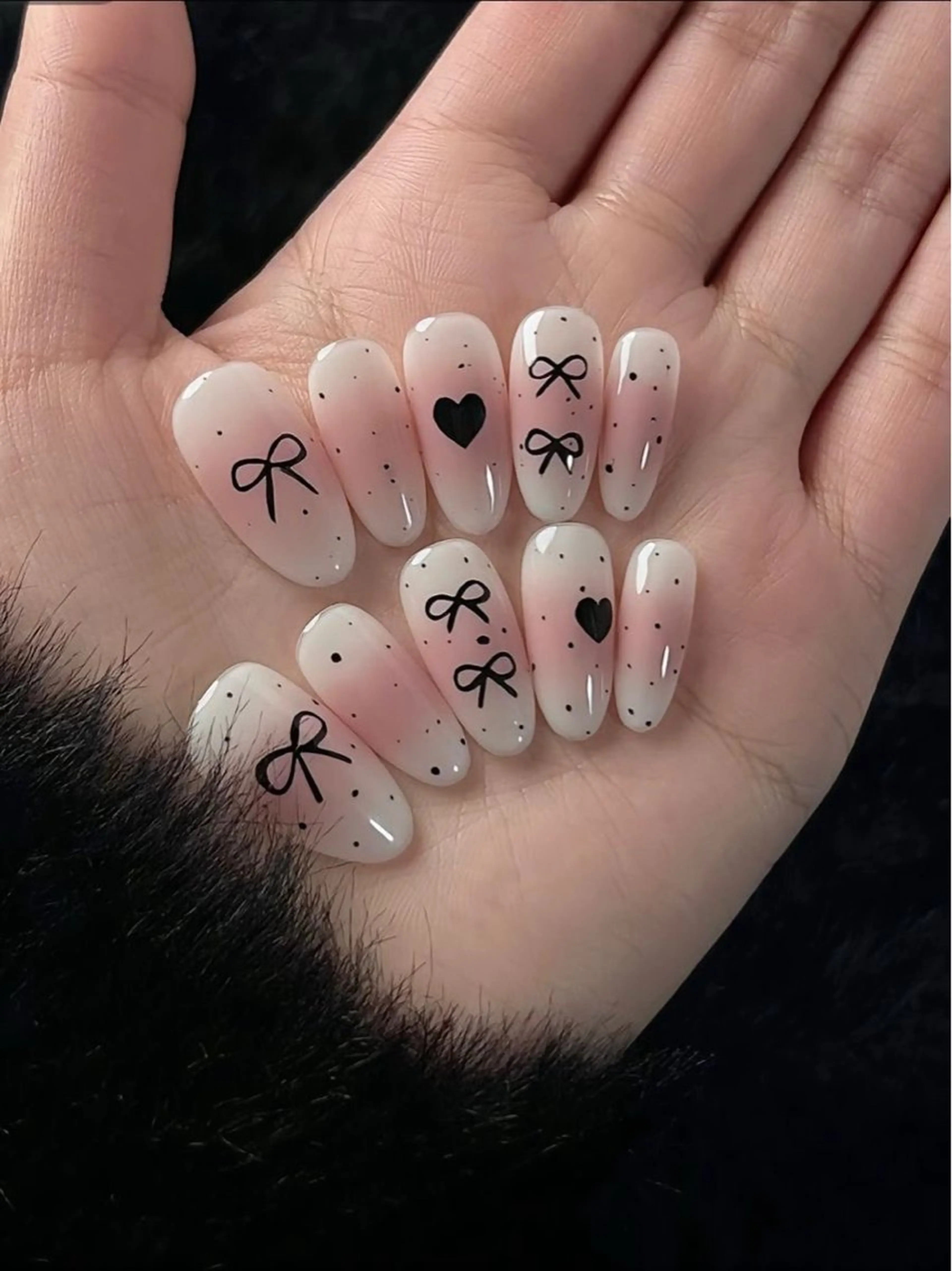 カラー ベージュカラー 透明感カラー グラデーションカラー ピンクカラー ハンドネイル AIN Nailのネイルデザイン