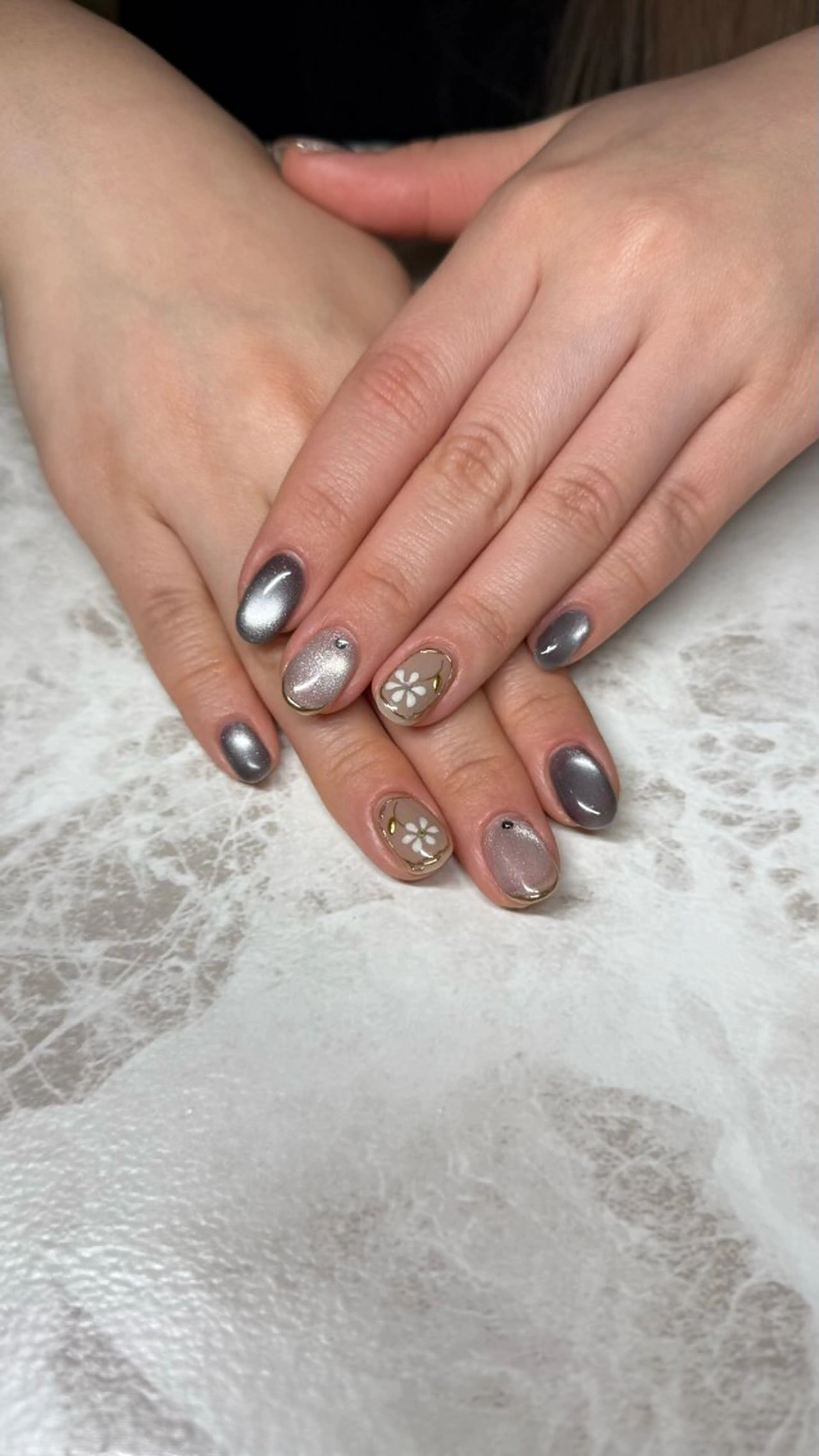 ネイル Ron's 成田のネイルデザイン