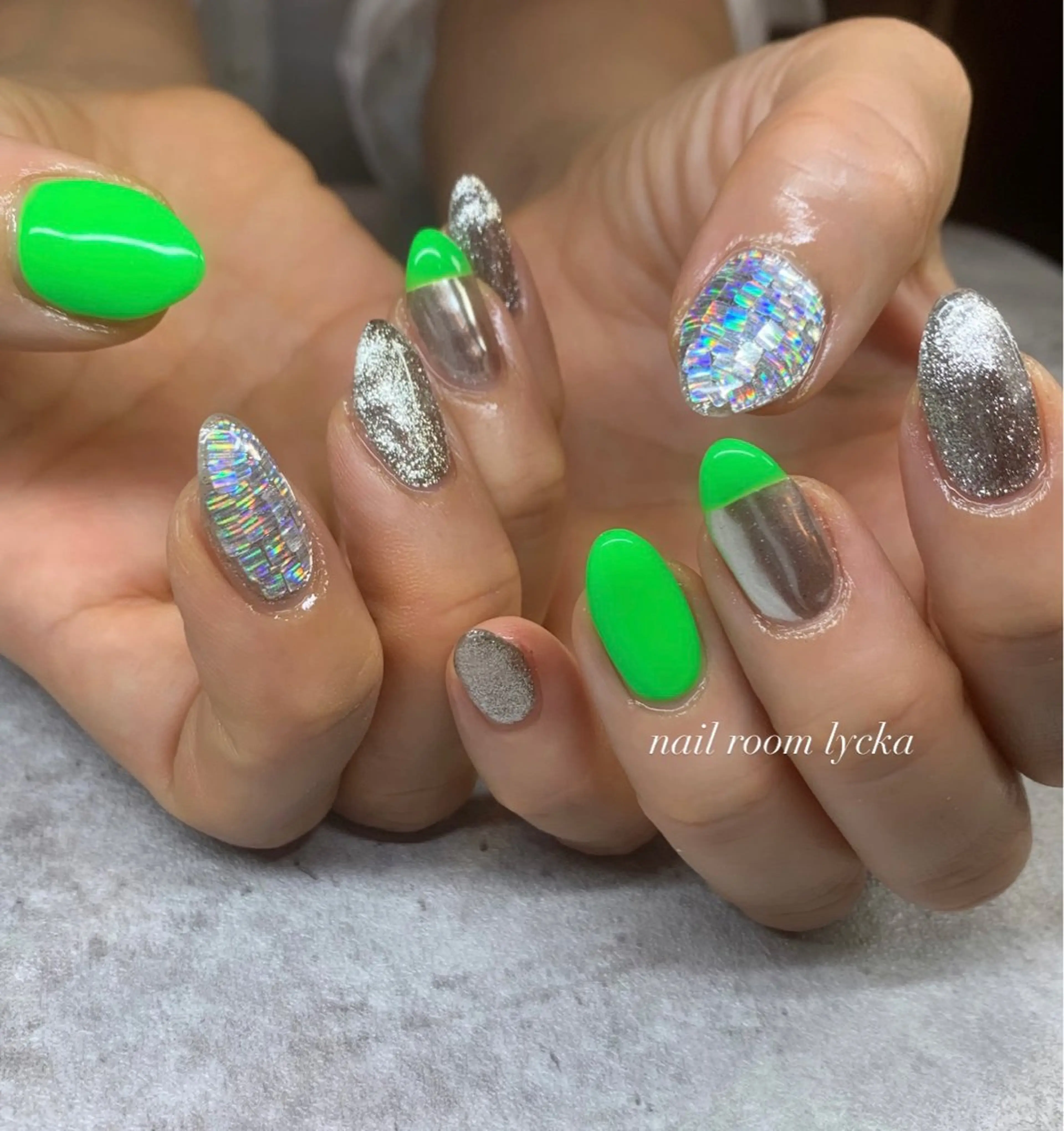 ネイル ﾈｲﾙﾙｰﾑﾘｯｶ 𝐦𝐚𝐲𝐮のネイルデザイン