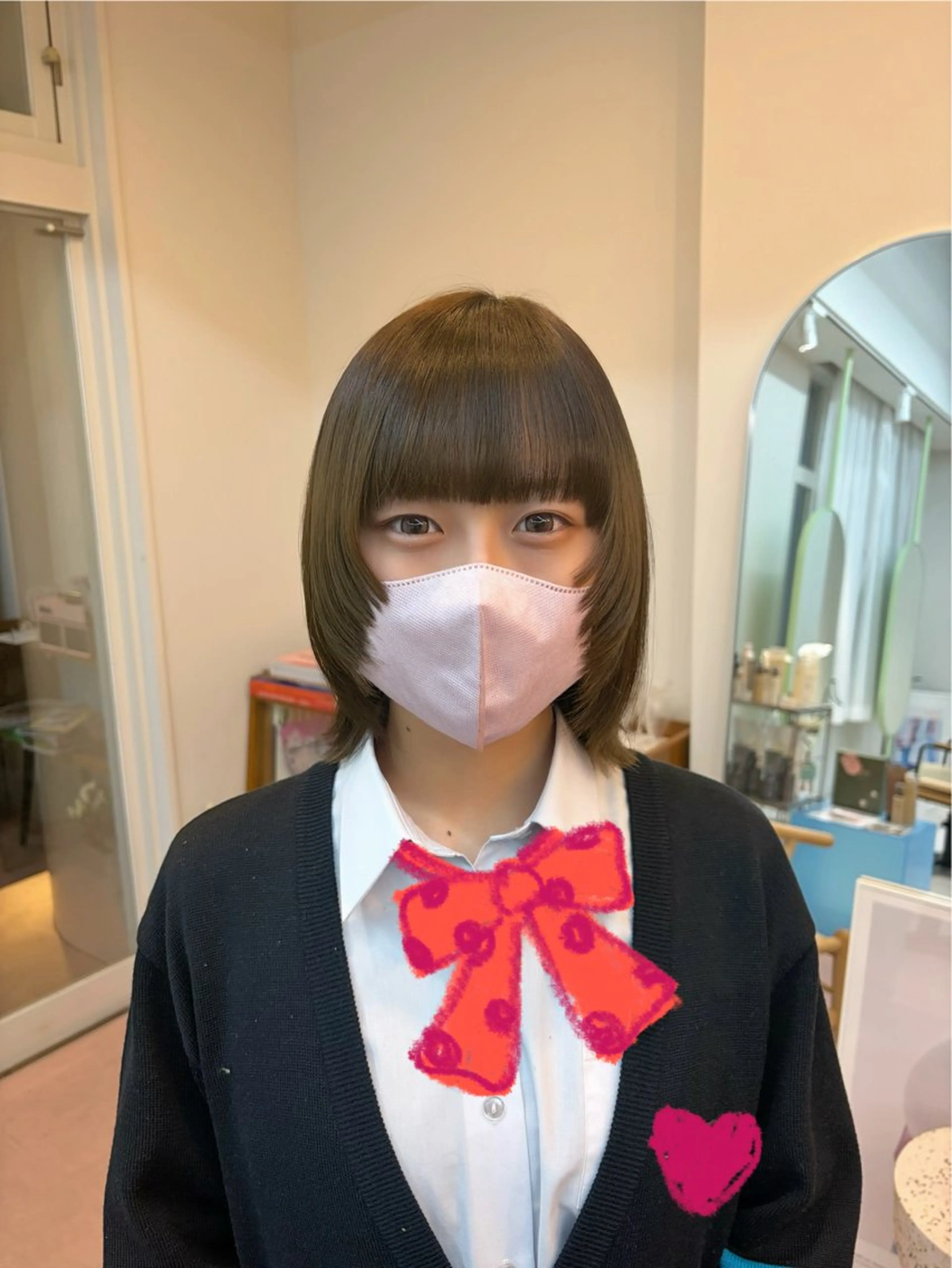 ショート ボブ 顔まわりレイヤー 顔周りカット レイヤーカット mite hikariのヘアスタイル