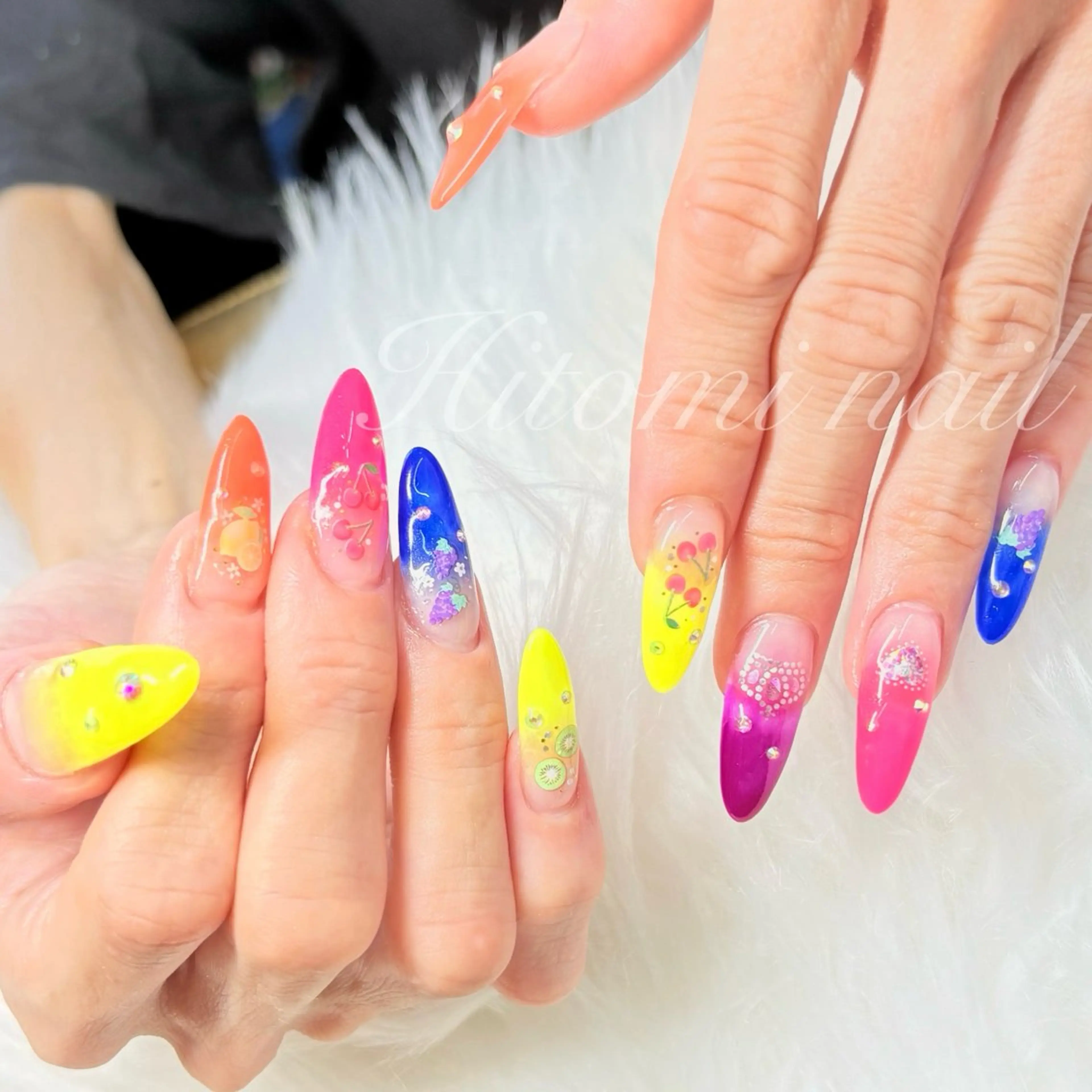 ネイル 大澤 瞳のネイルデザイン