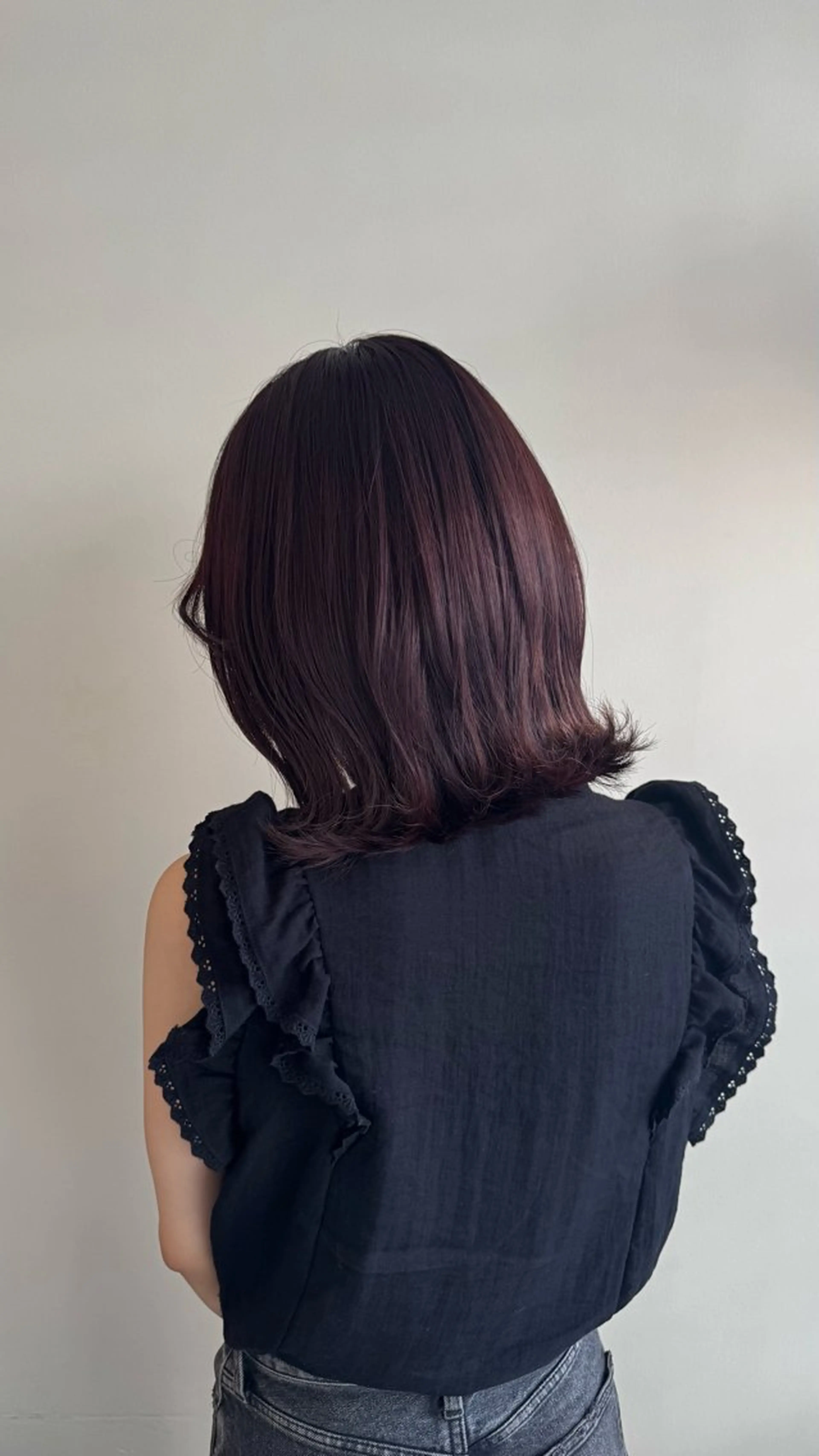 カラー ヘアカラー トリートメント ピエドプール NINAのヘアスタイル