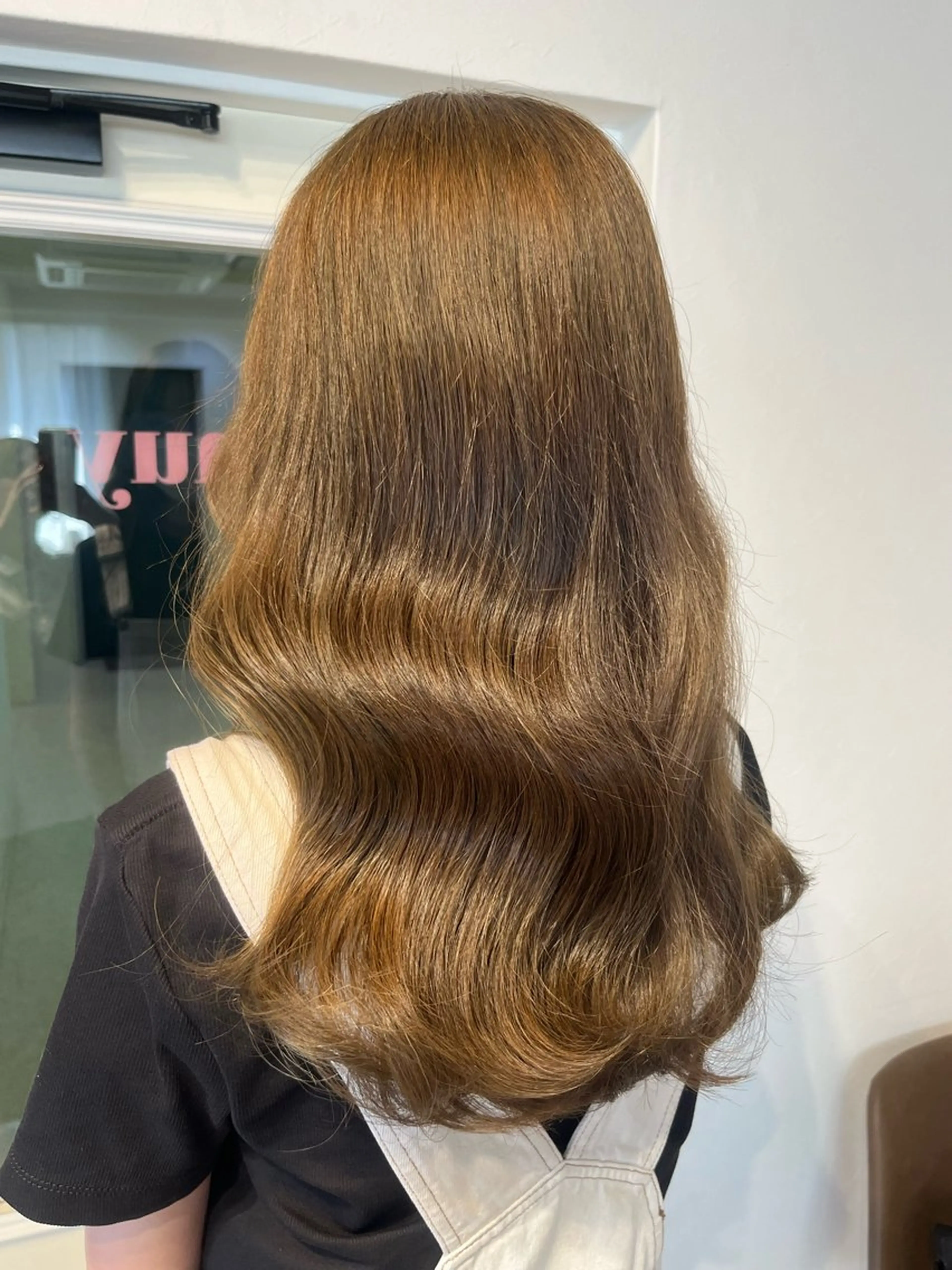 カラー ブリーチ ブリーチなしカラー annuy aoiのヘアスタイル
