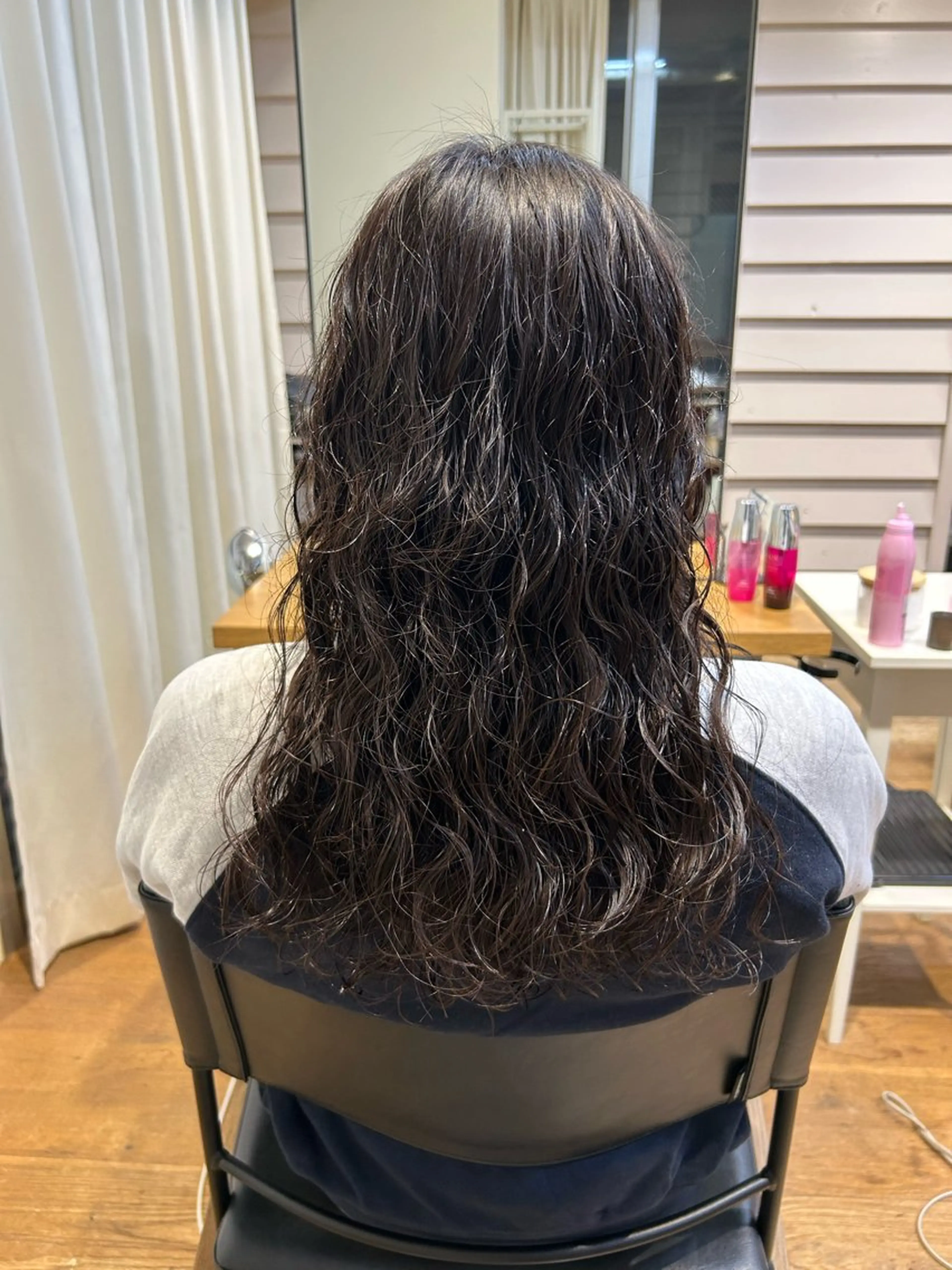 セミロング セミロングパーマ 、 、のヘアスタイル