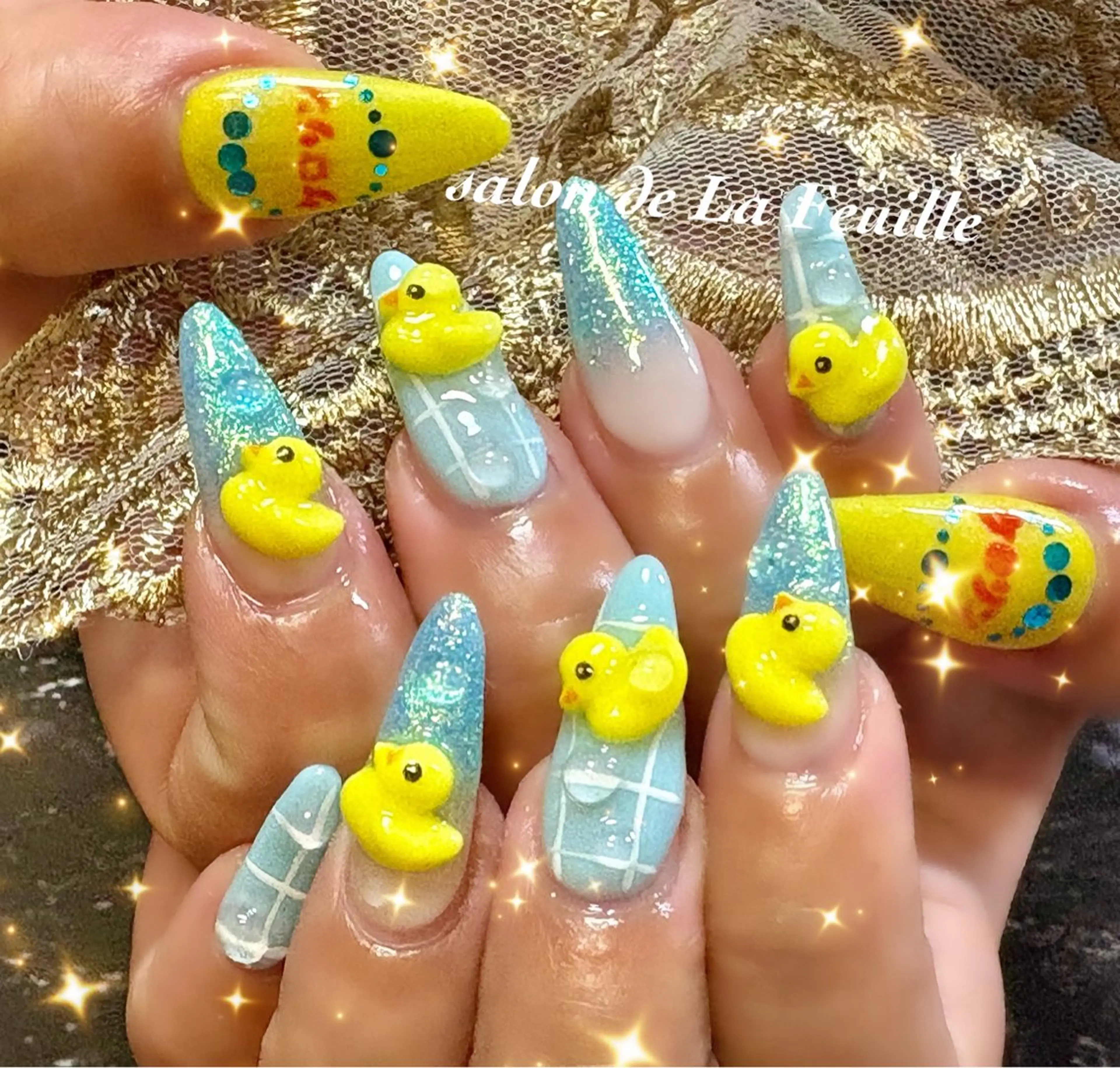 セミロング サロンドラフィーユ LAFEUILLEのネイルデザイン