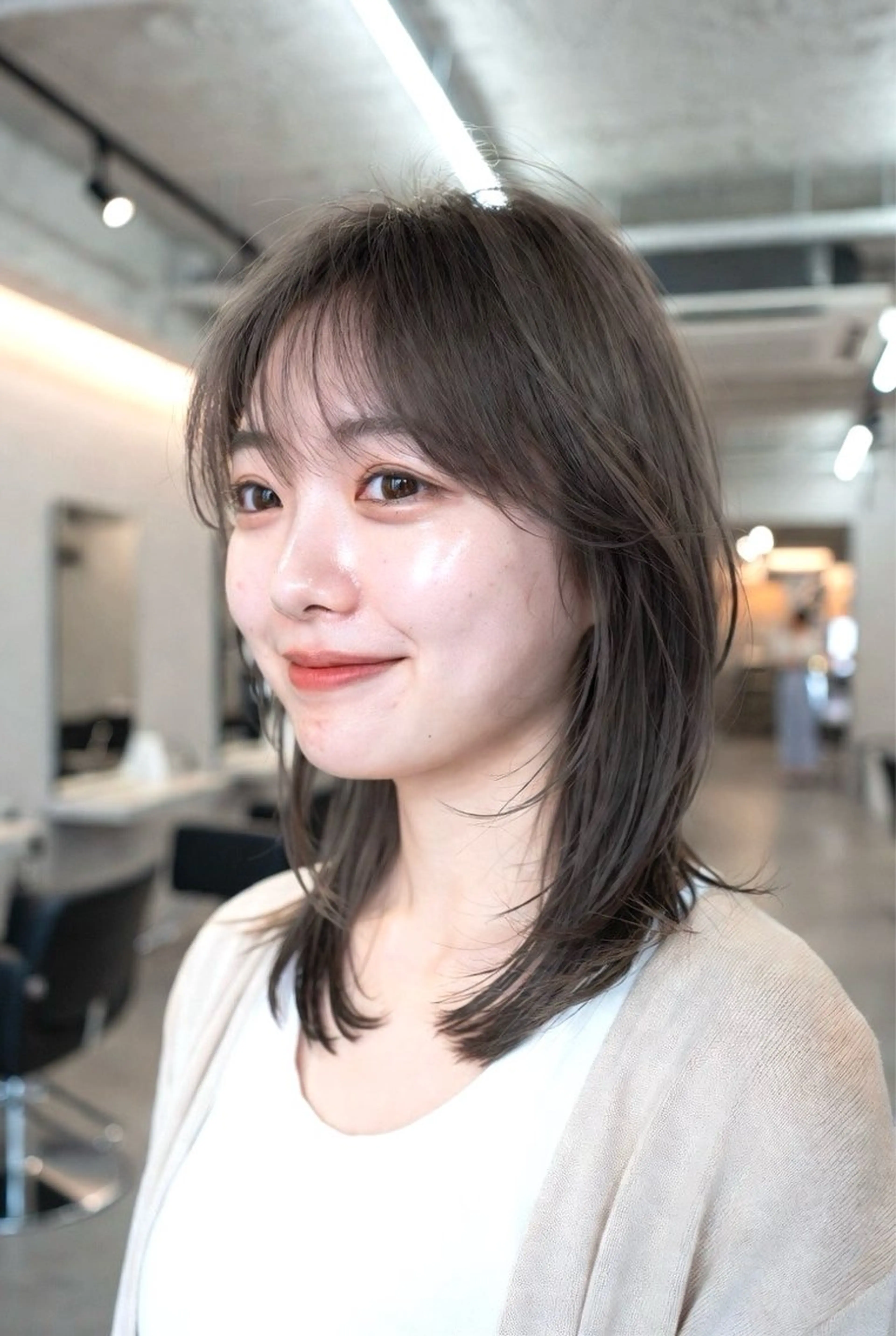 ミディアム カラー カット ヘアカラー トリートメント 雰囲気似合わせ/ itta𓂃🫧のヘアスタイル