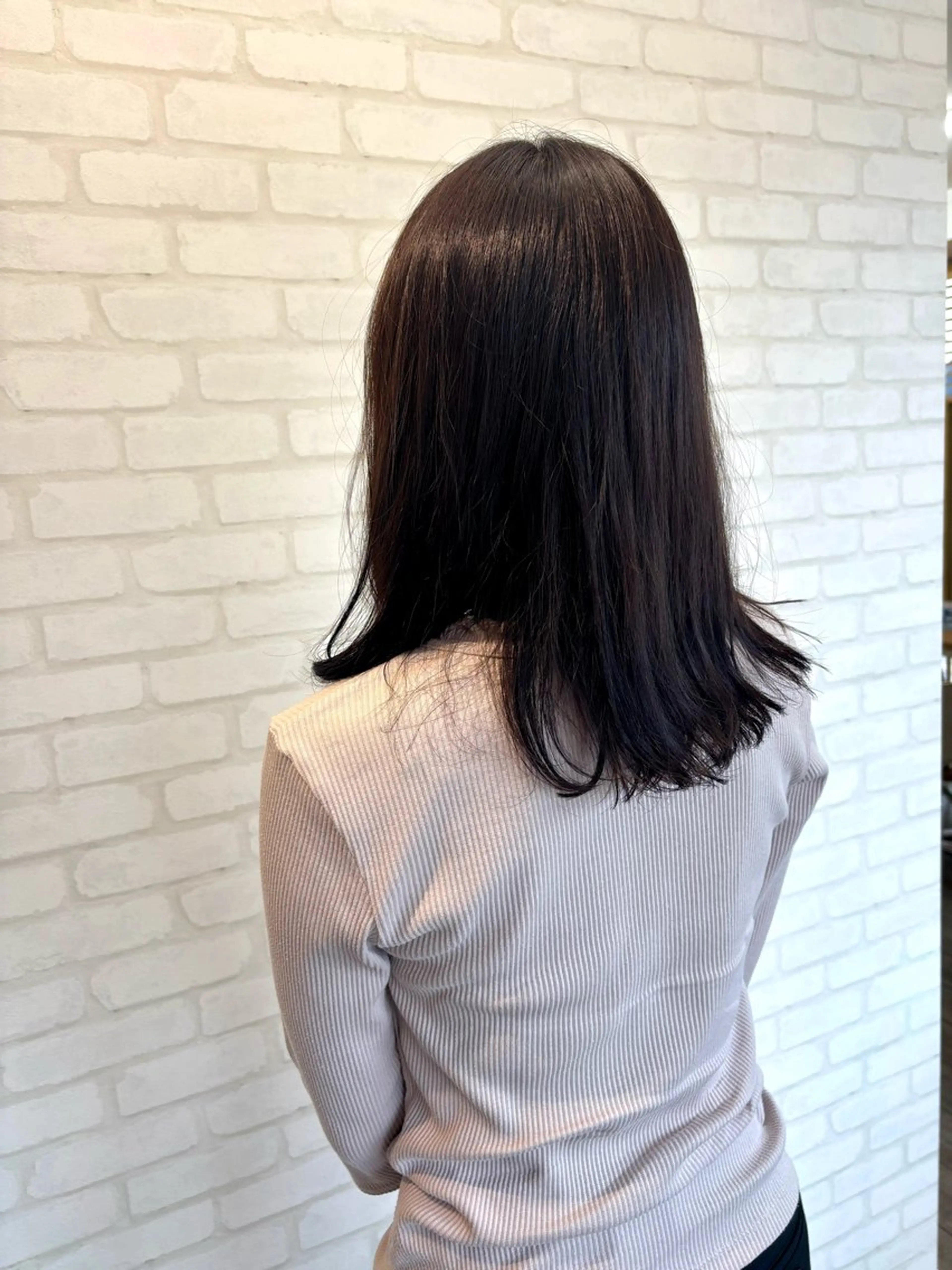 セミロング カラー ブラウンカラー ダークブラウン 透明感ブリーチカラー ／tomoyaのヘアスタイル