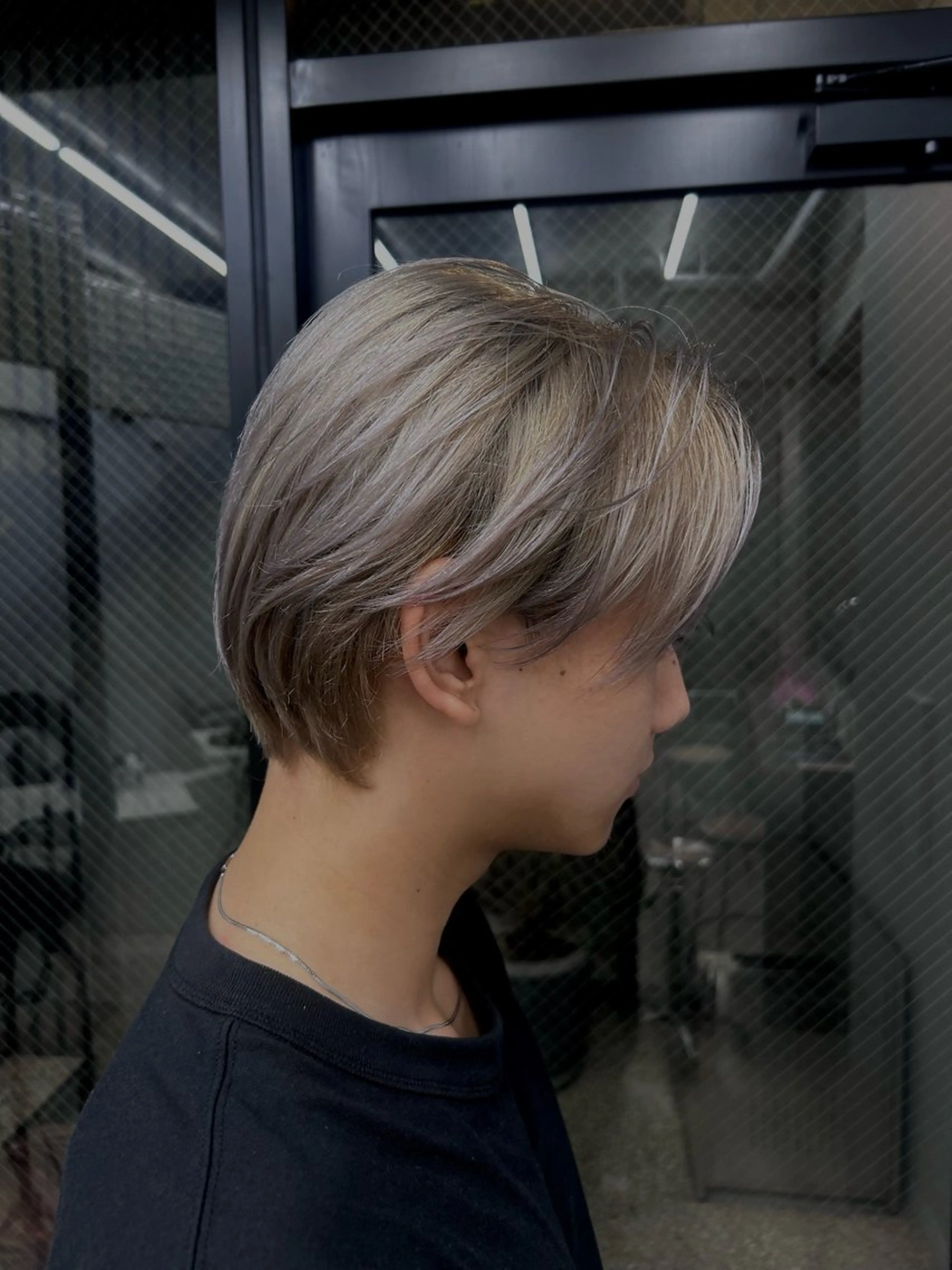 ショート カラー ヘアカラー 吉田 菫のヘアスタイル