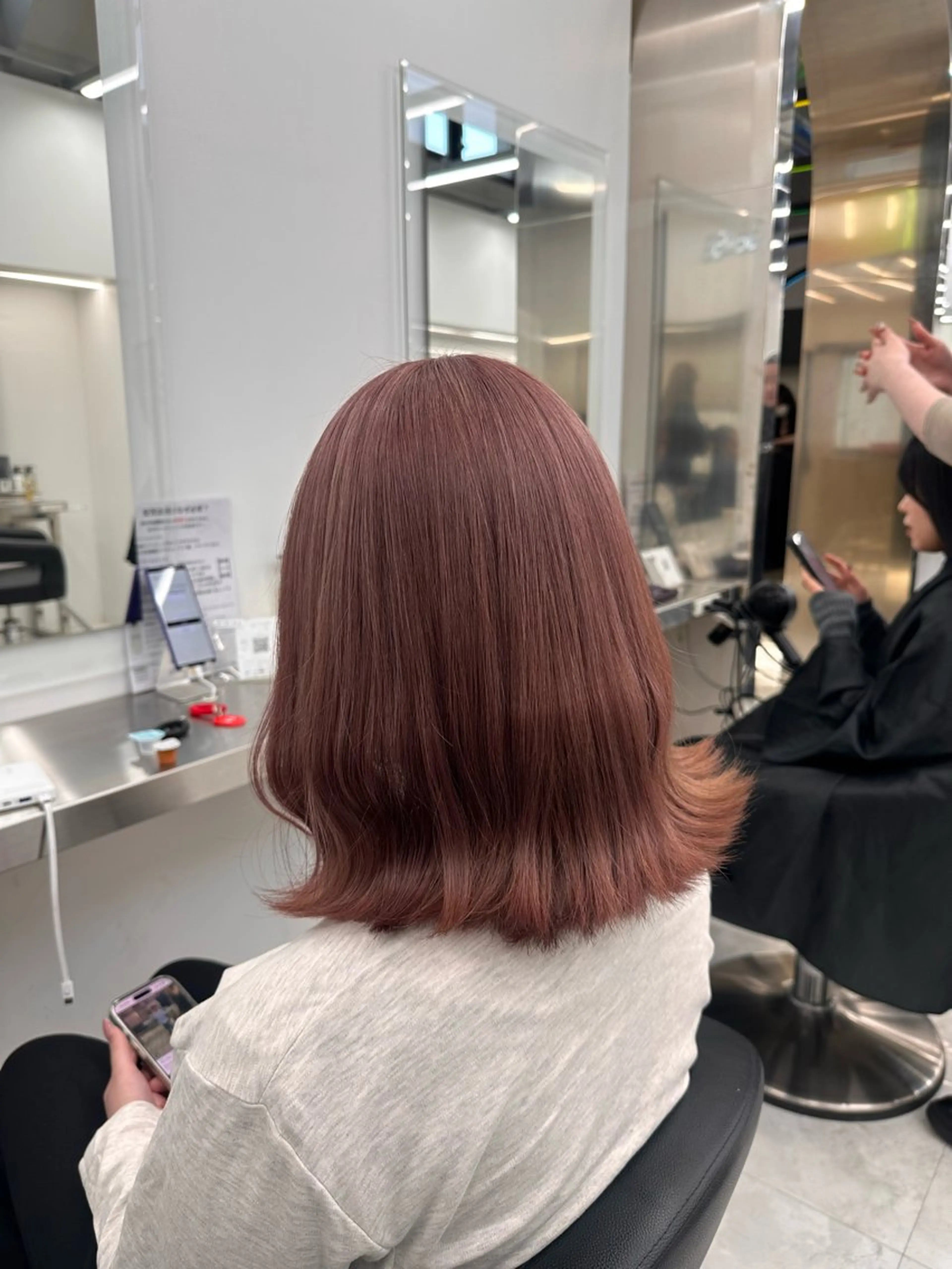 ロング ヘアカラー ヘアセット 艶髪ハイトーンカラー 渋谷🎀ririkaのヘアスタイル