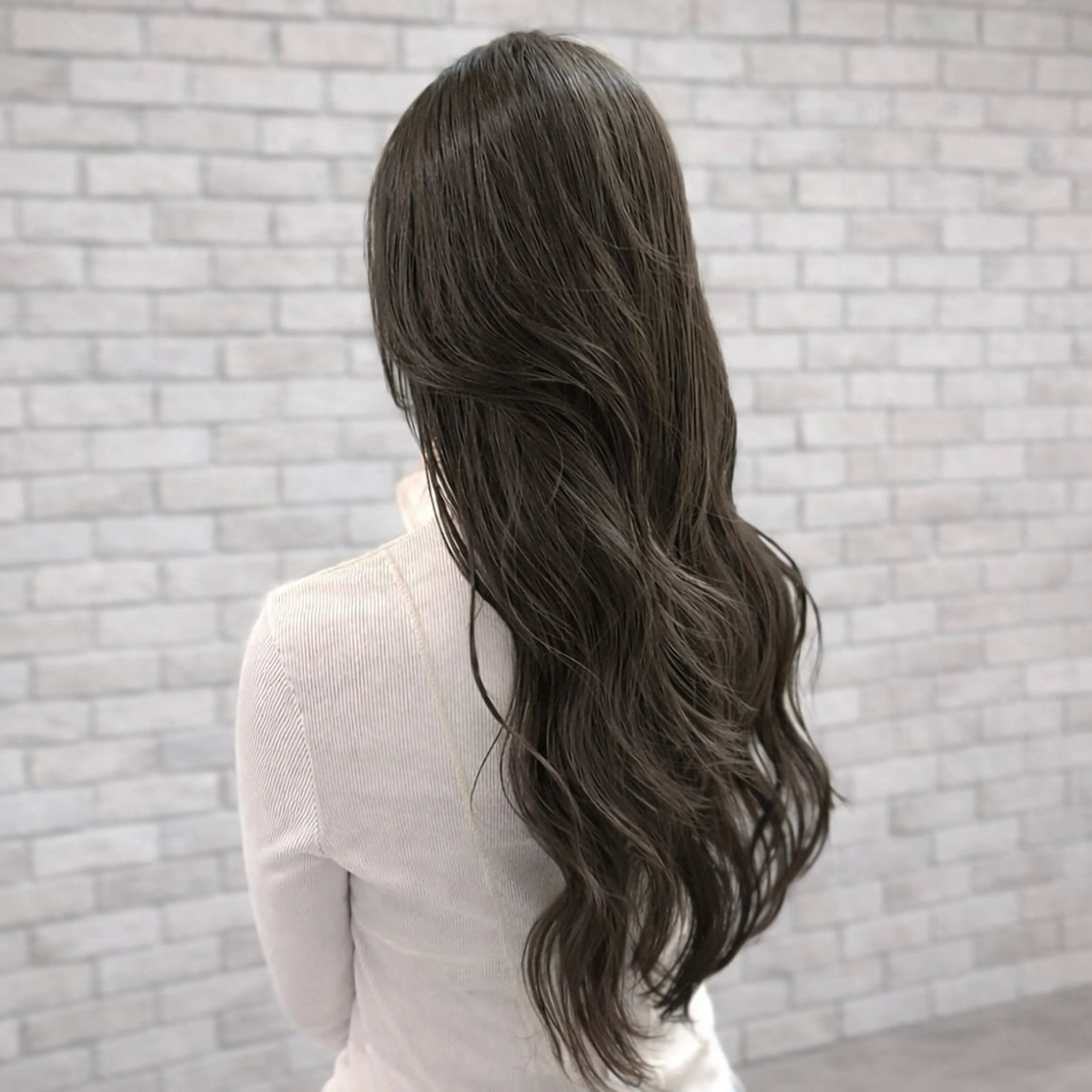 ロング ヘアカラー 割れる髪を治す 最新パーマ/Yutaのヘアスタイル