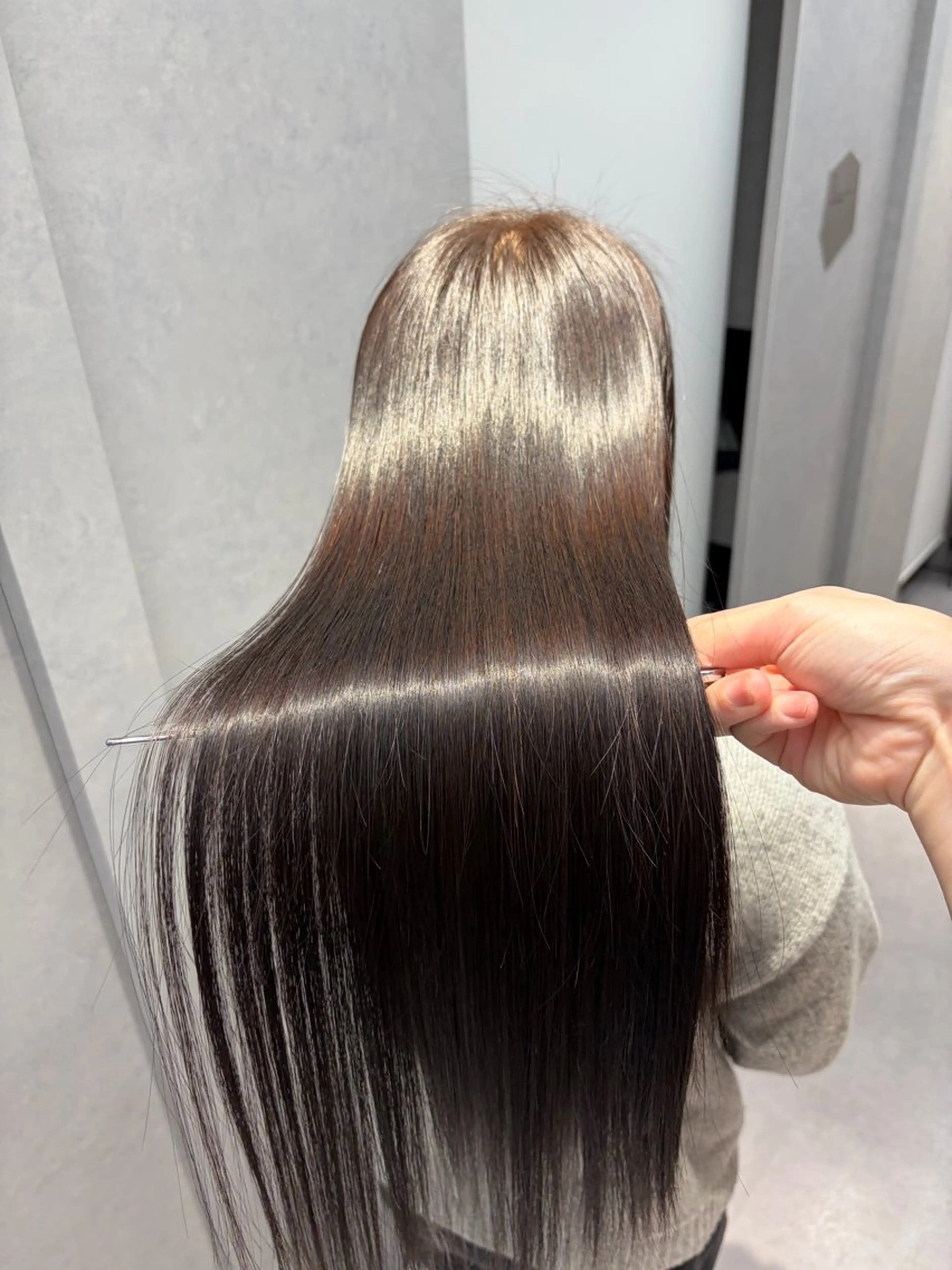 ロング SALOWIN  表参道suite所属・✨モニター様募集✨ 縮毛矯正のプロのヘアスタイル