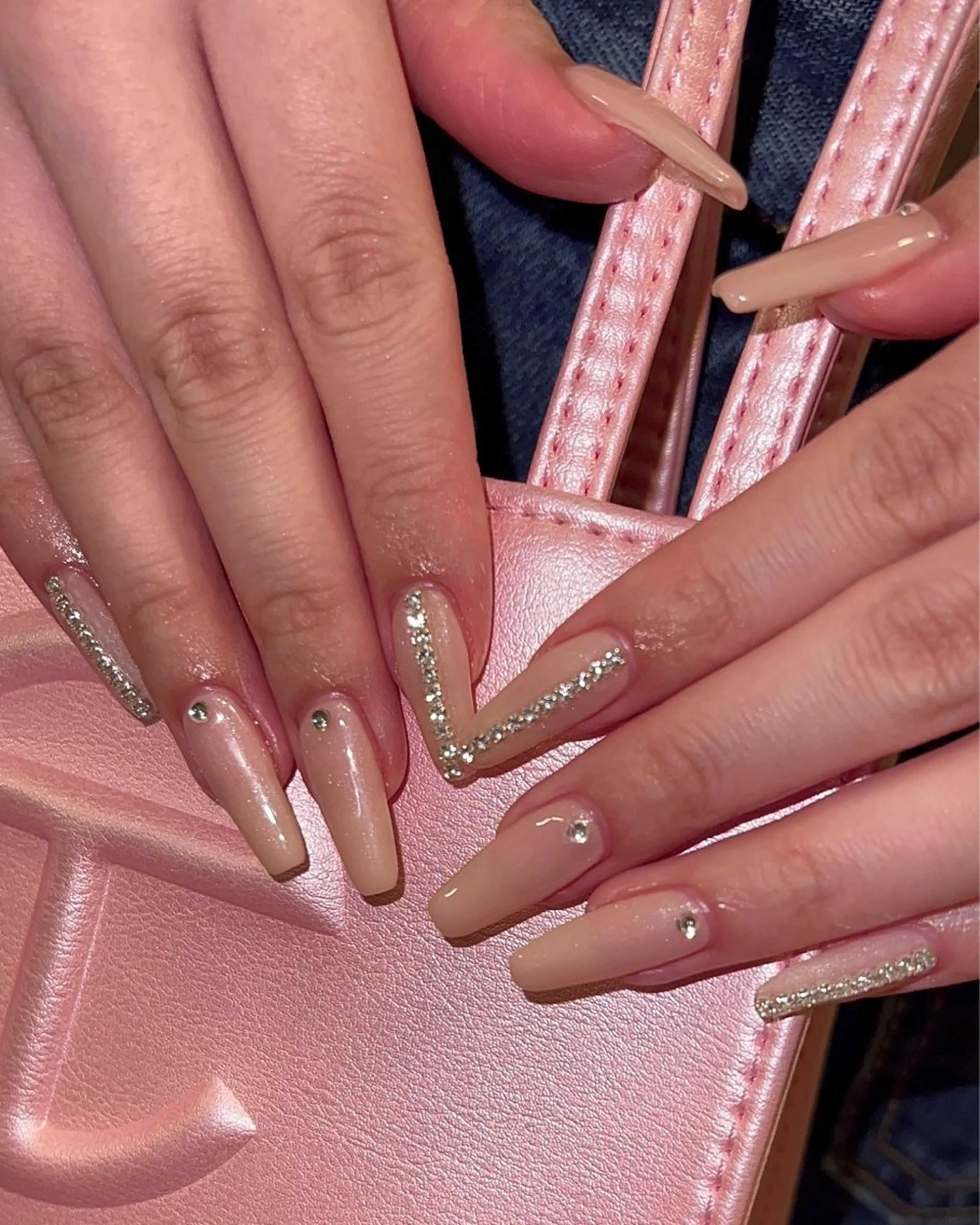 ネイル ハンドネイル フットネイル ハンドケア Nes.Nail所属・Miyagi Asamiのネイルデザイン