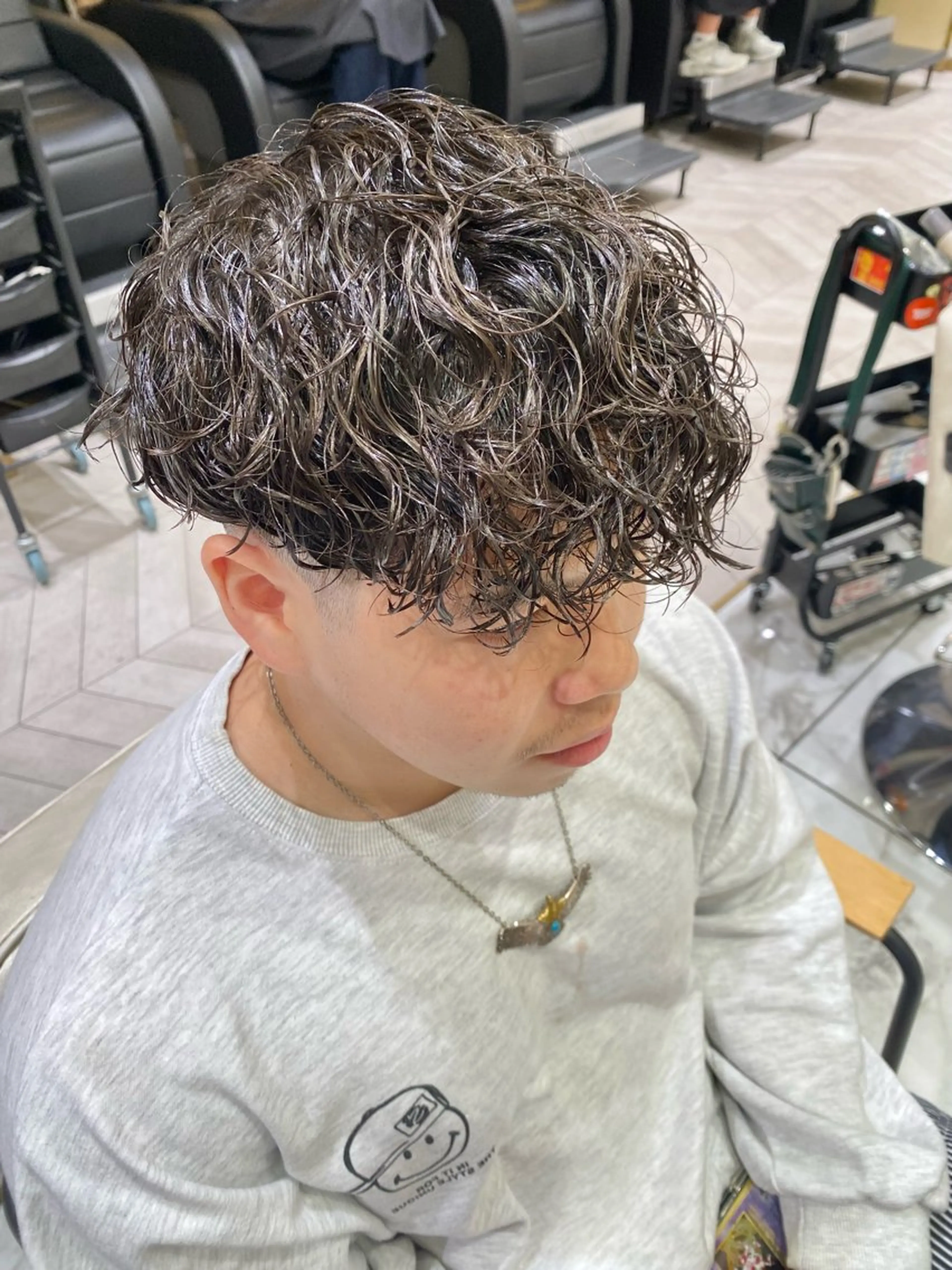 ショート パーマ メンズ カット パーマ 酸スト/フェザー パーマ/三谷海斗のヘアスタイル