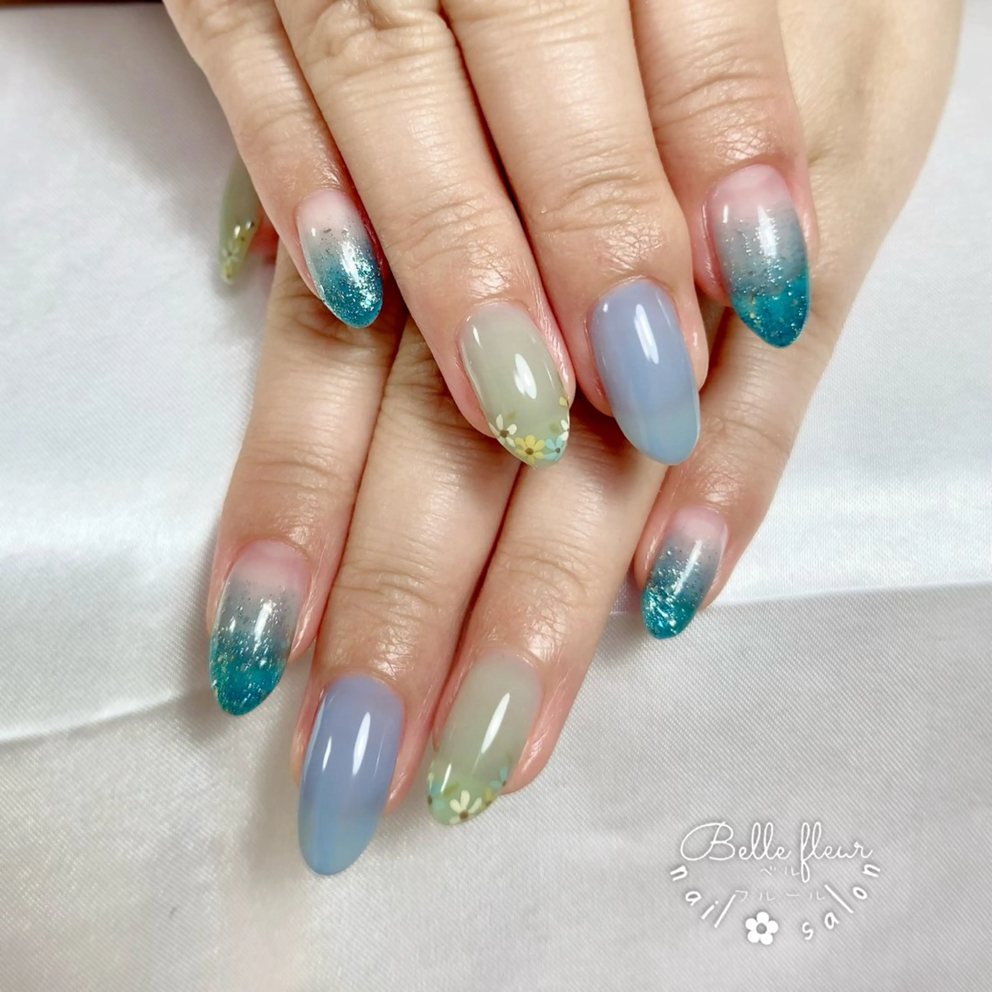 ネイル グリーン ハンドネイル ﾈｲﾙｻﾛﾝ Bellefleurのネイルデザイン