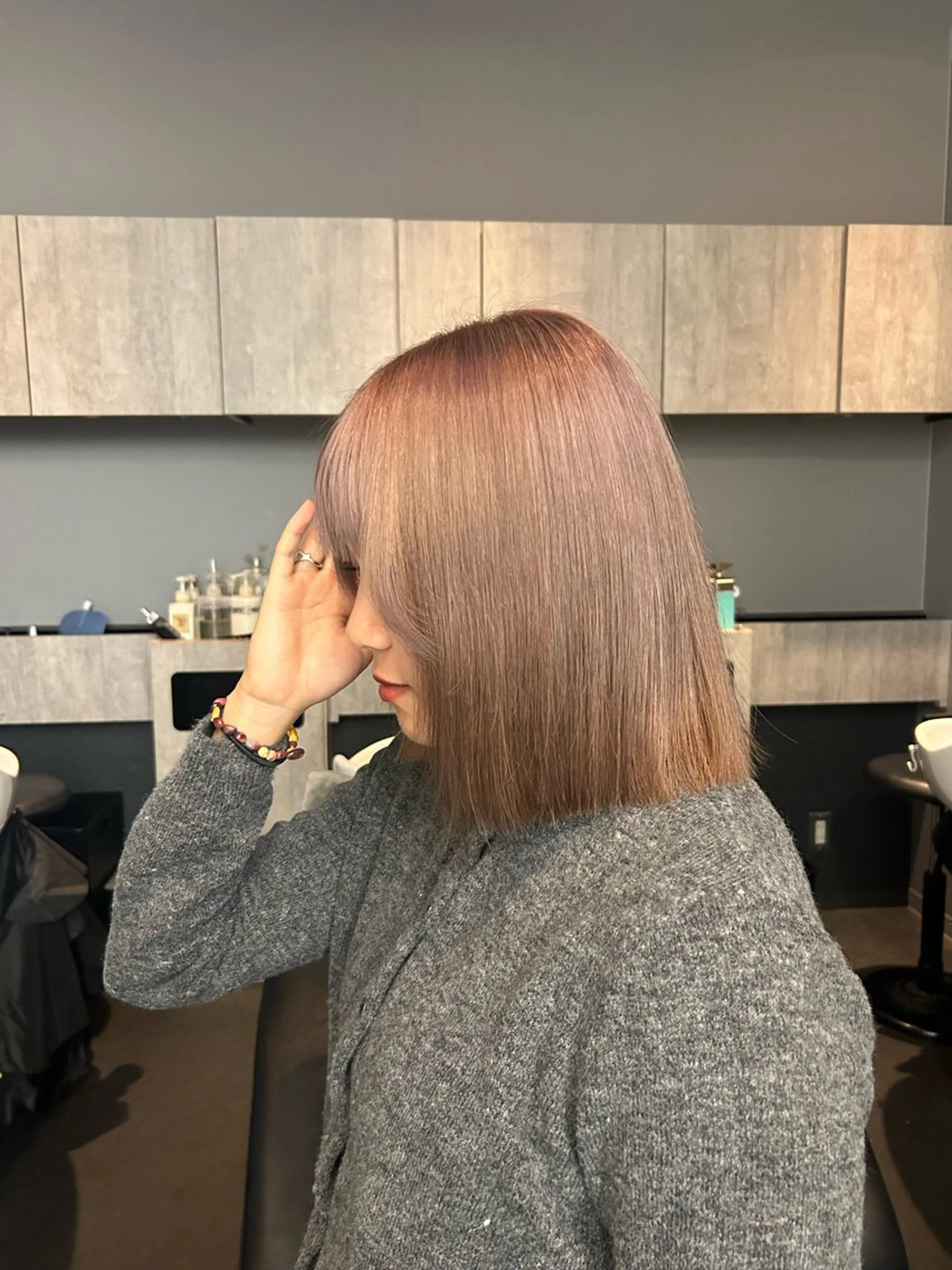 ミディアム ヘアカラー 大人レイヤー/艶美髪 🇺🇸TOMONAのヘアスタイル