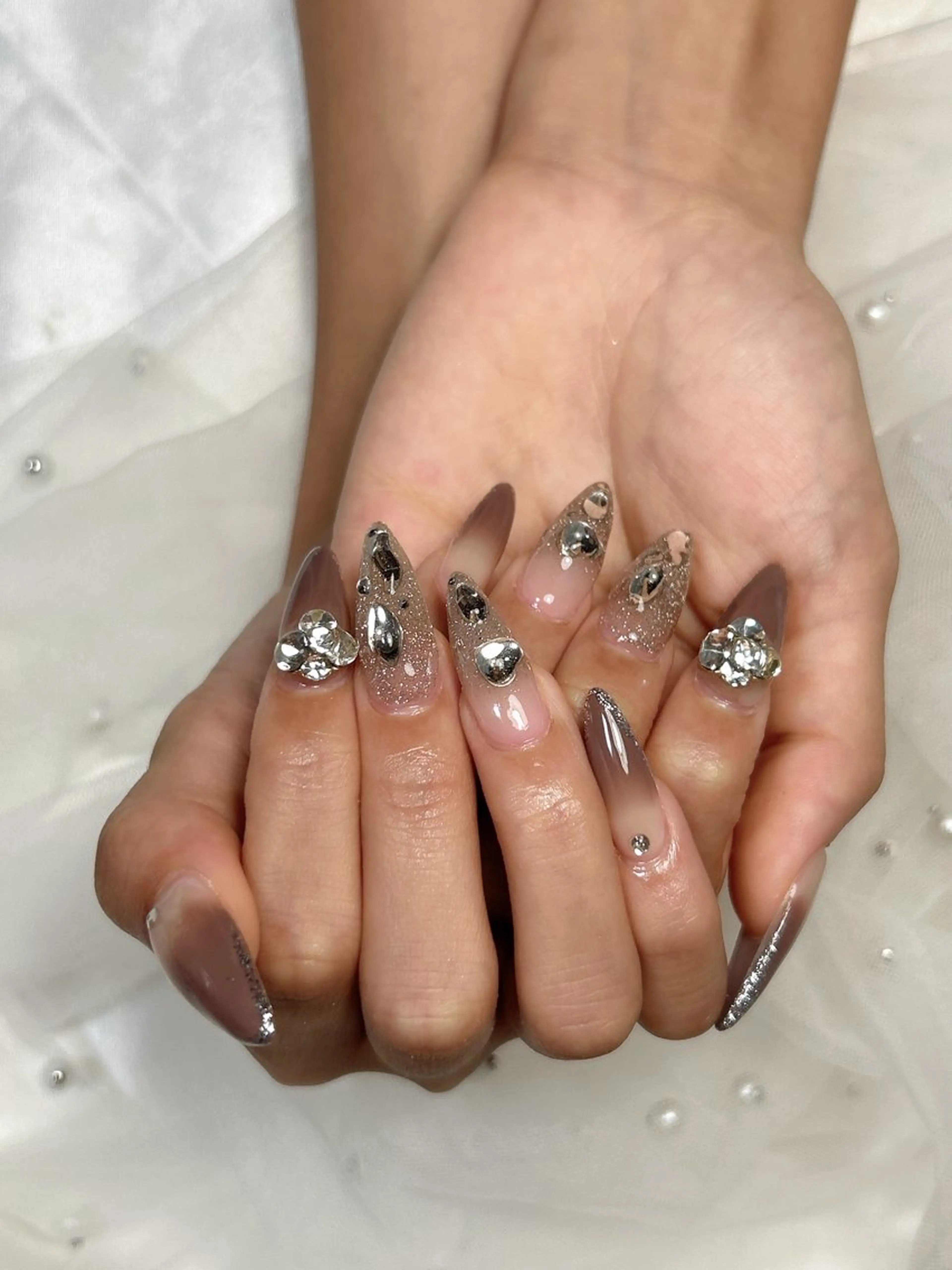 ネイル U·Mi nail salon所属・U·MI 上野御徒町店のネイルデザイン