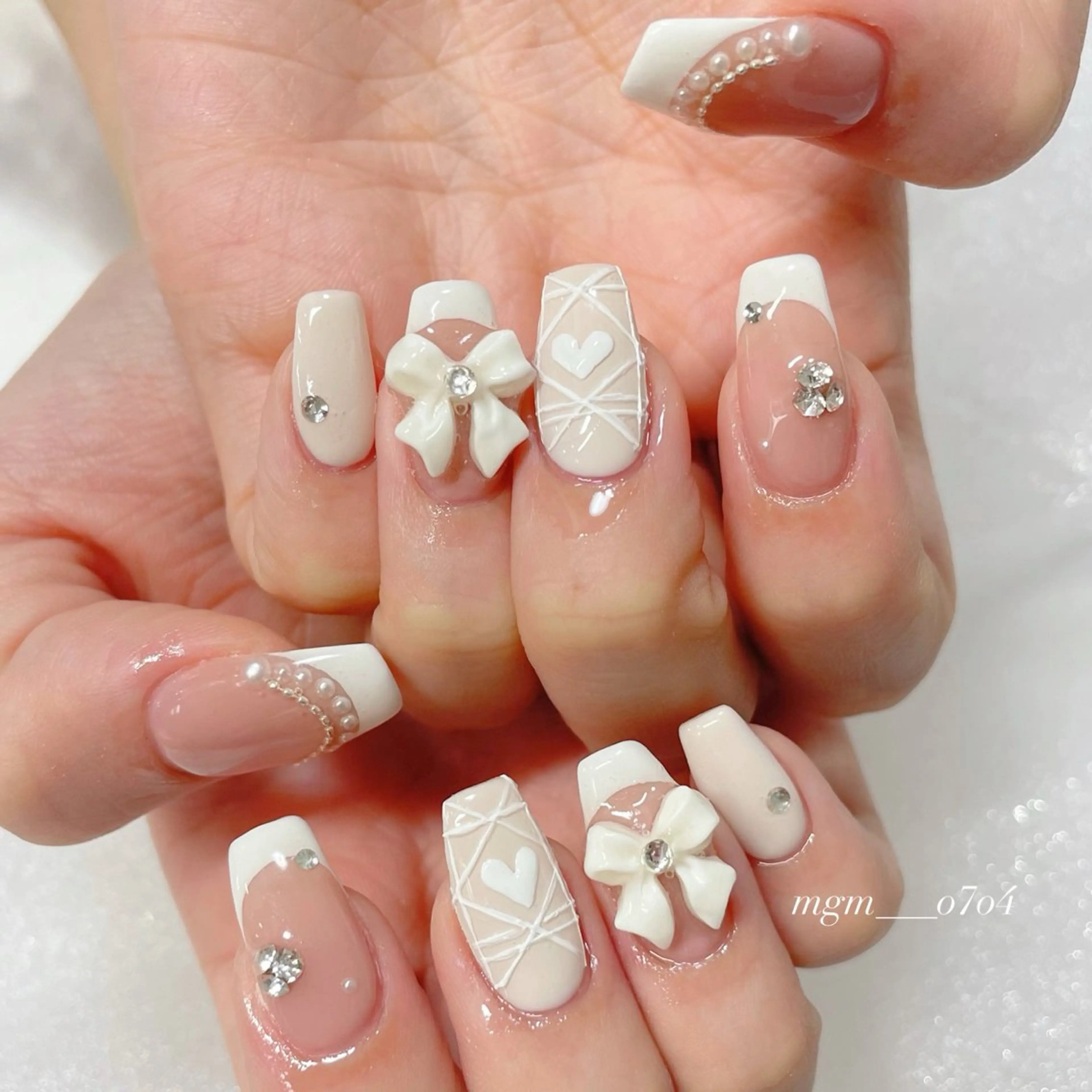 ネイル ハンドネイル ハンドケア MoON...❤︎ MeGuのネイルデザイン