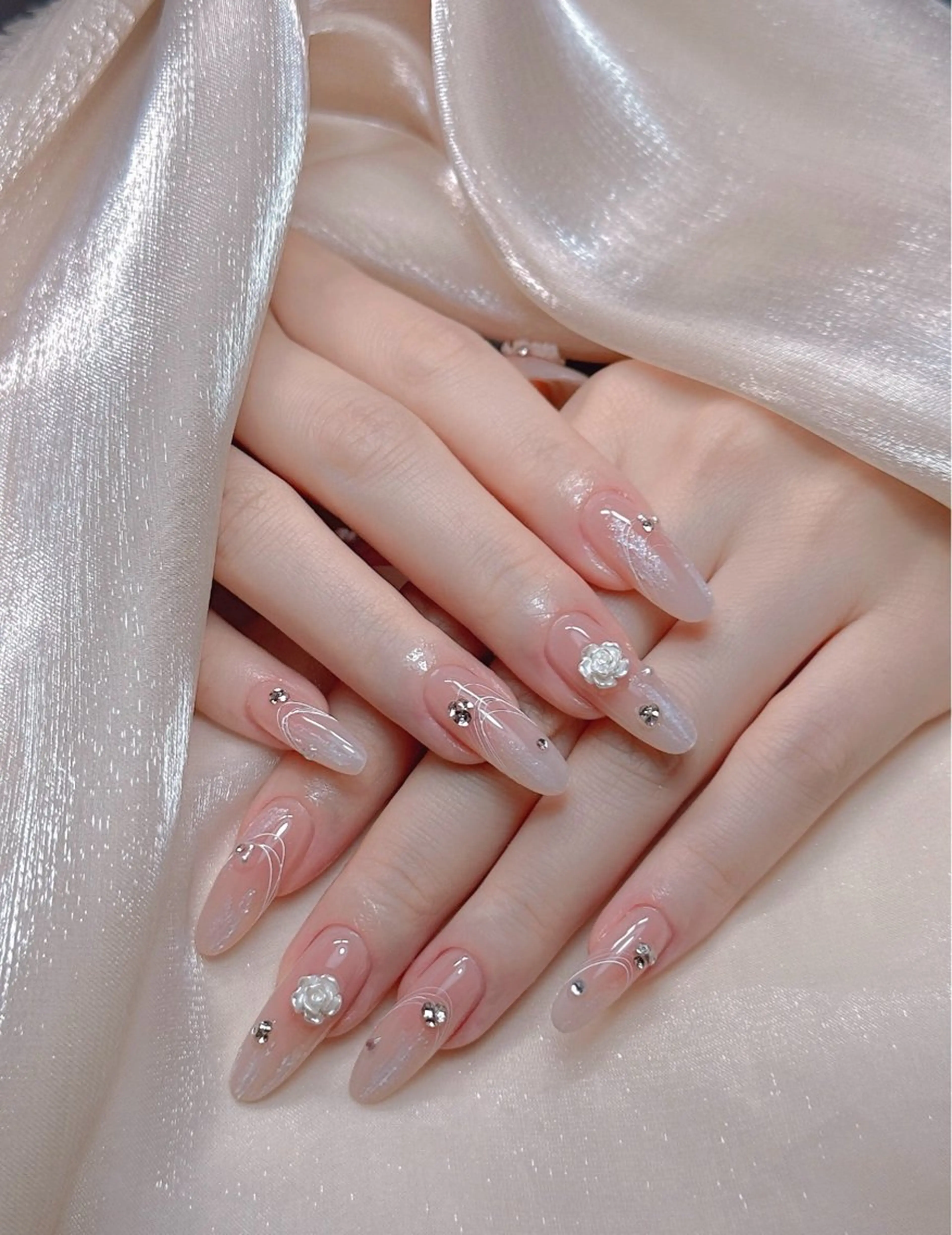 ネイル ETELUNA Nail 銀座店【パラジェル/フィルイン/チップスカルプ/マグネット/ニュアンス】所属・周 テイのネイルデザイン