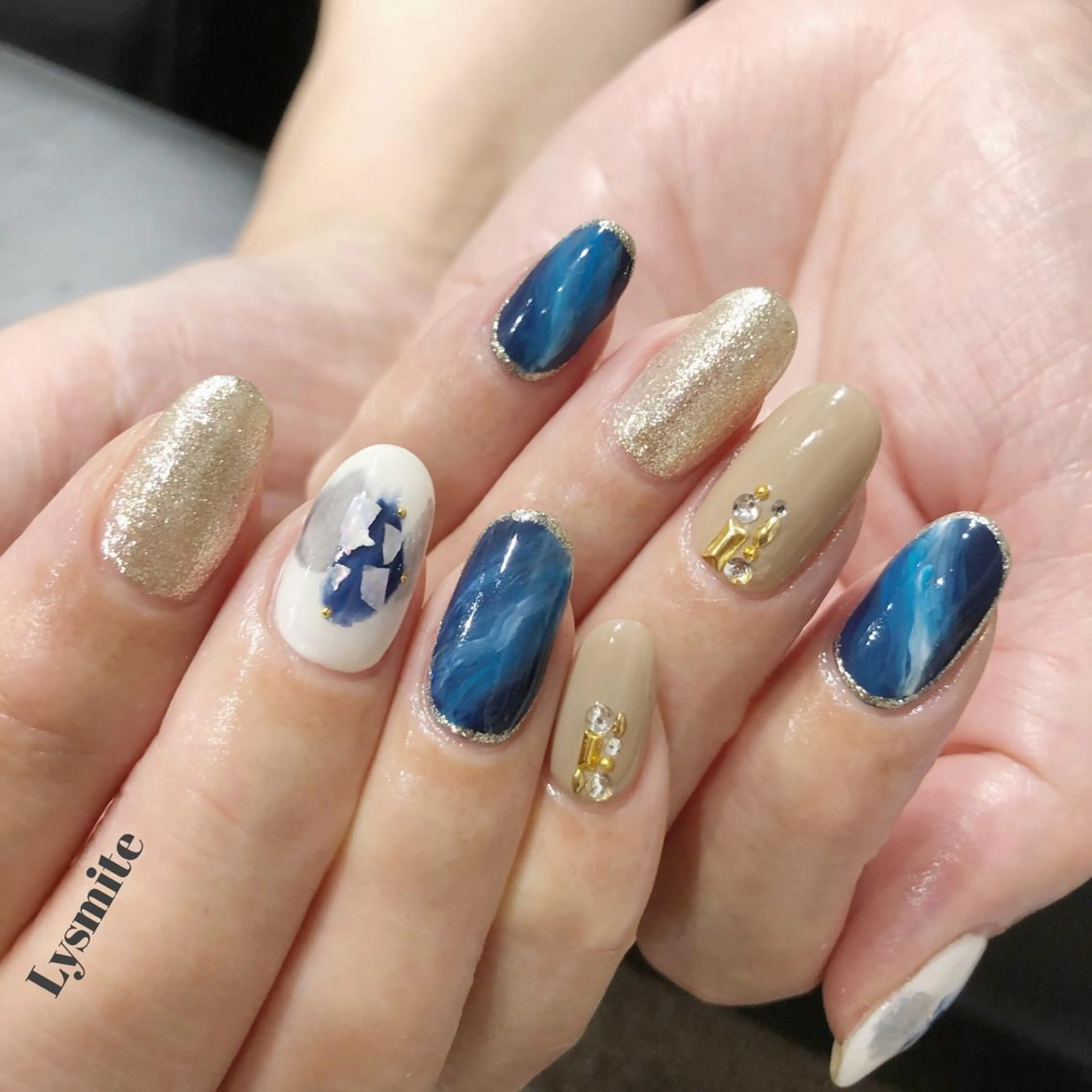 ネイル 夏ネイル Lysmite所属・岩本 美香のネイルデザイン