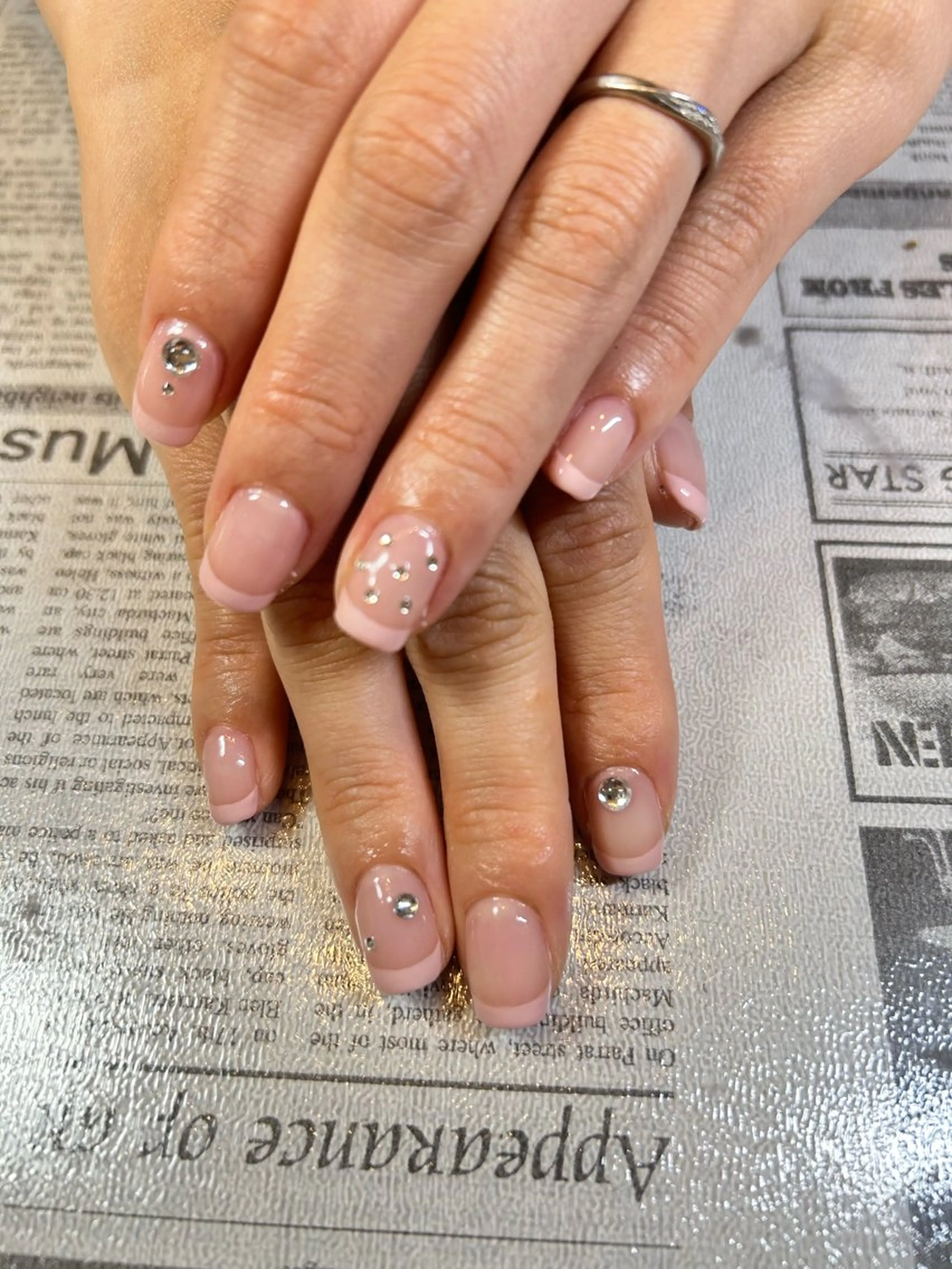 ミディアム ハンドネイル Nail R _mikuのネイルデザイン