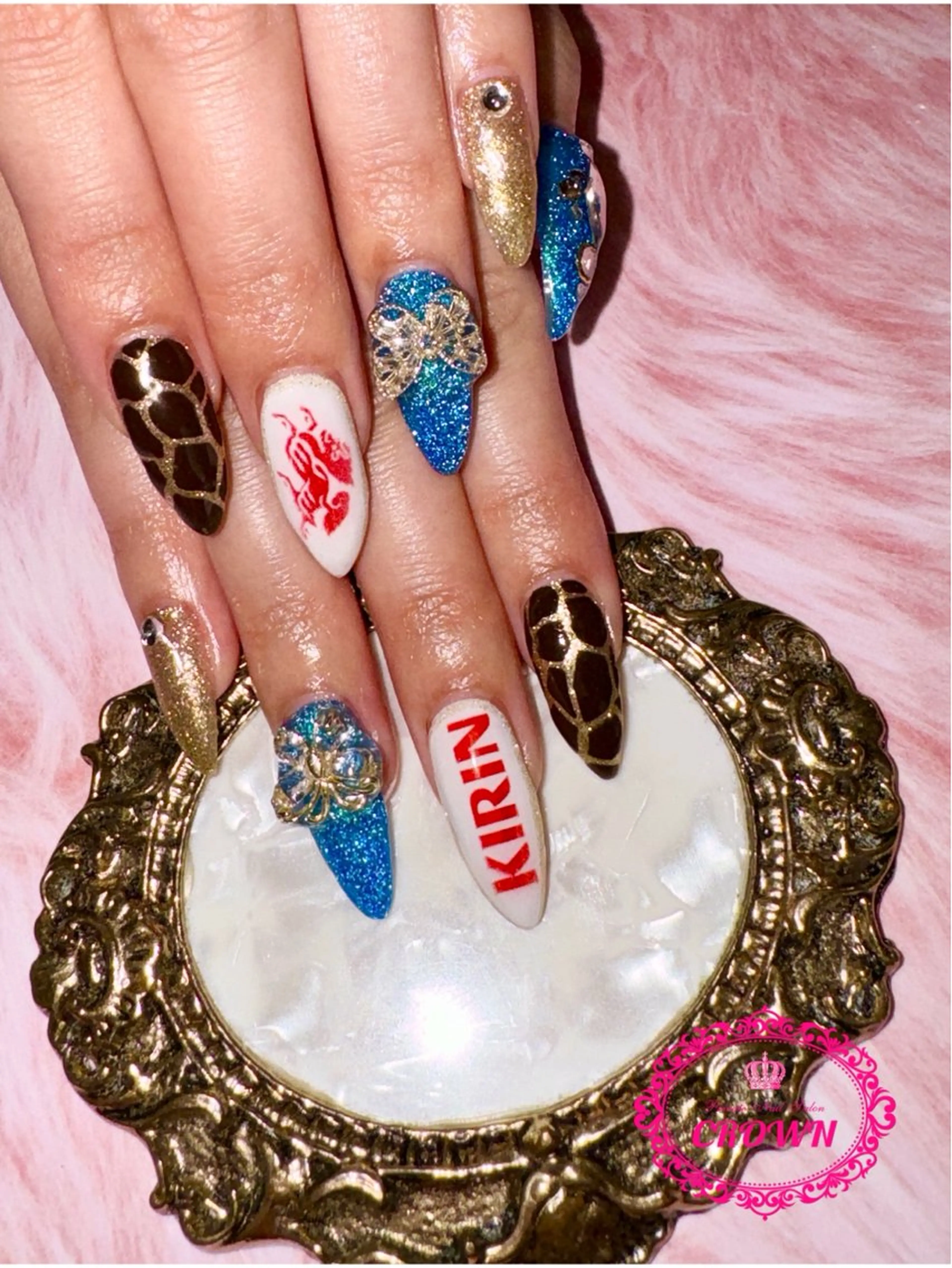 ネイル CROWN プライベートサロンのネイルデザイン