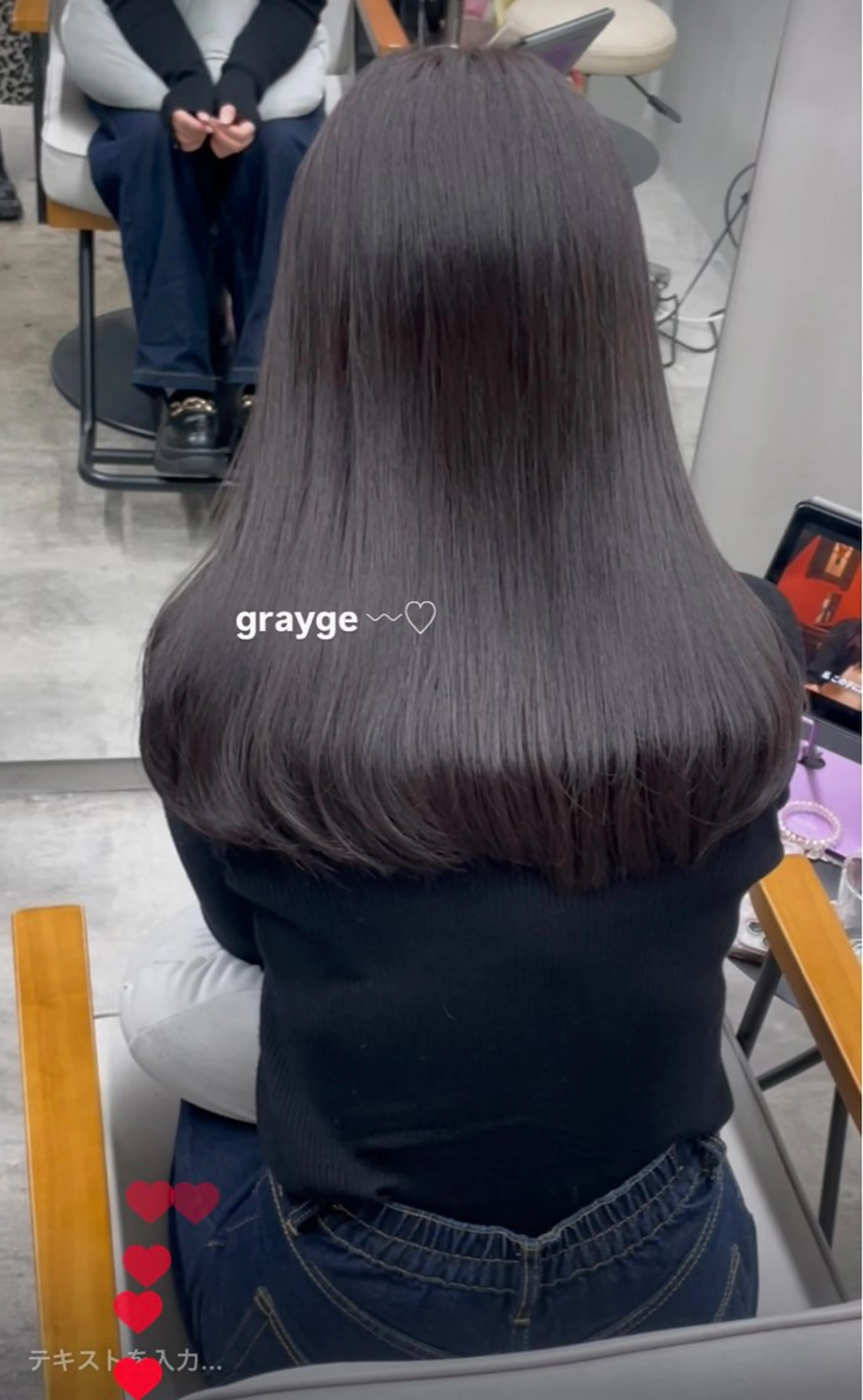 セミロング miloc himekaのヘアスタイル