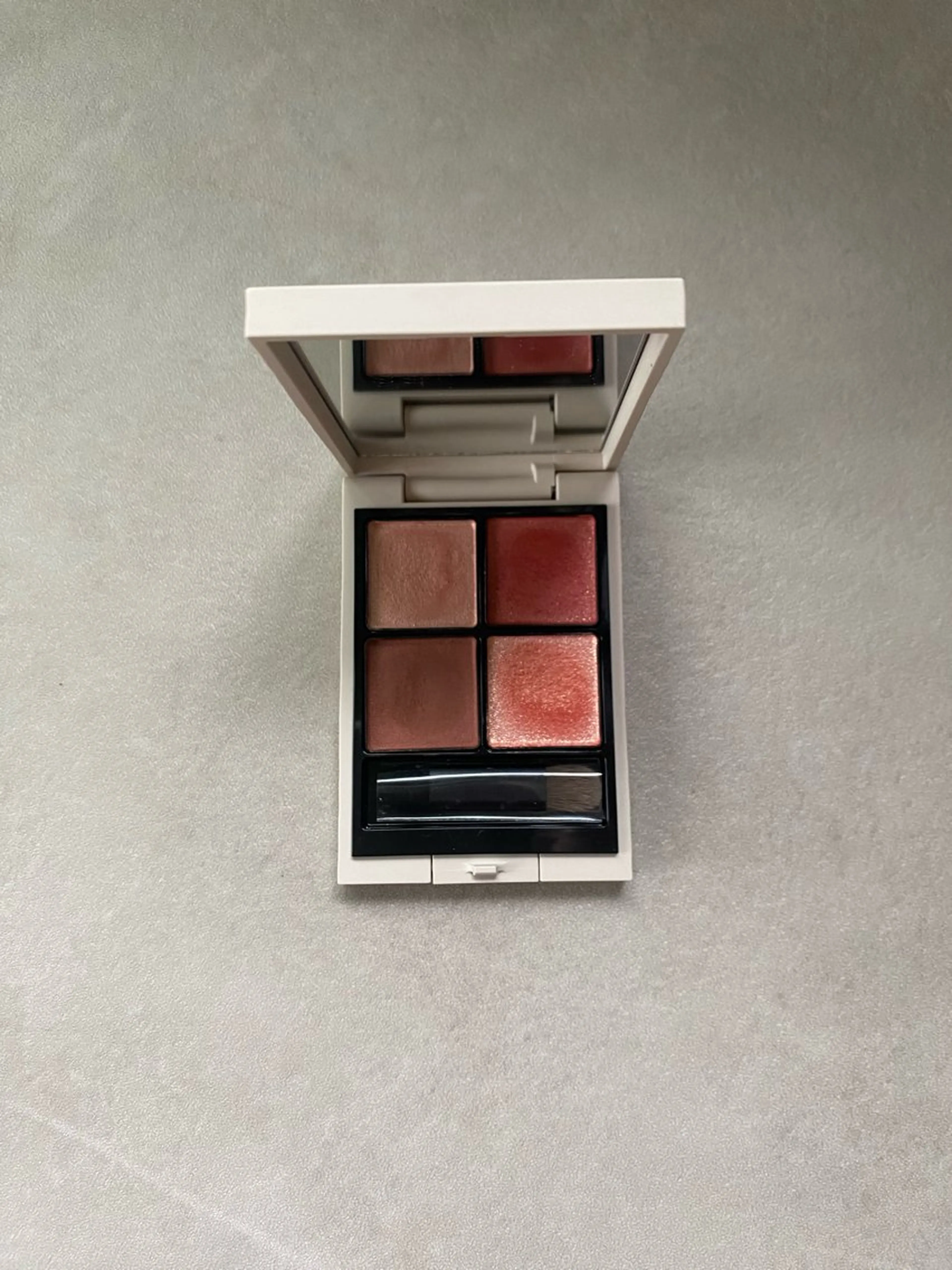 パーソナルカラー骨格 顔タイプ| Lisnのその他イメージ