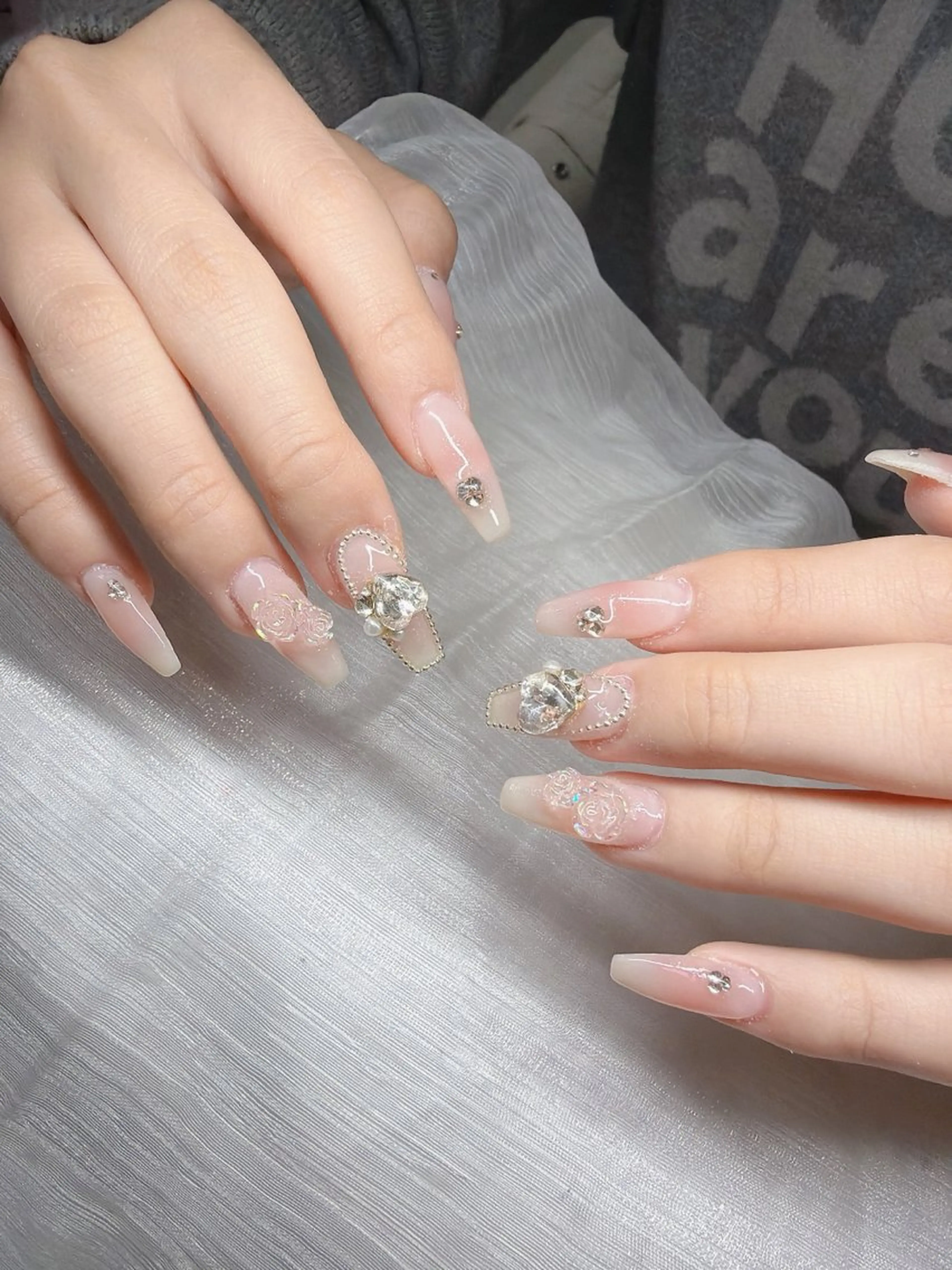 ネイル ハンドネイル Lee Nailsのネイルデザイン