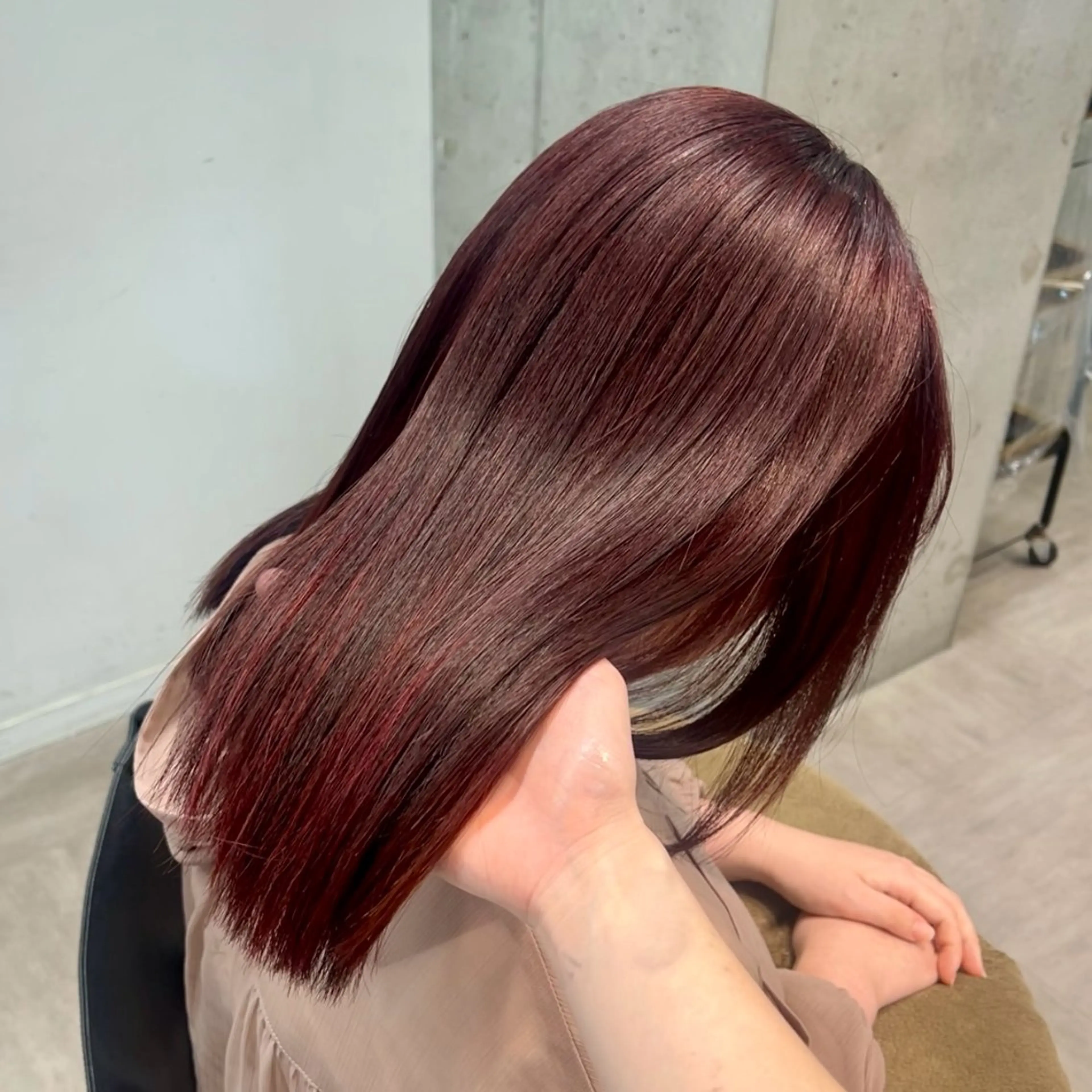 ロング 縮毛矯正 カット 縮毛矯正 トリートメント 艶暖色カラー🍒 縮毛矯正ほののヘアスタイル