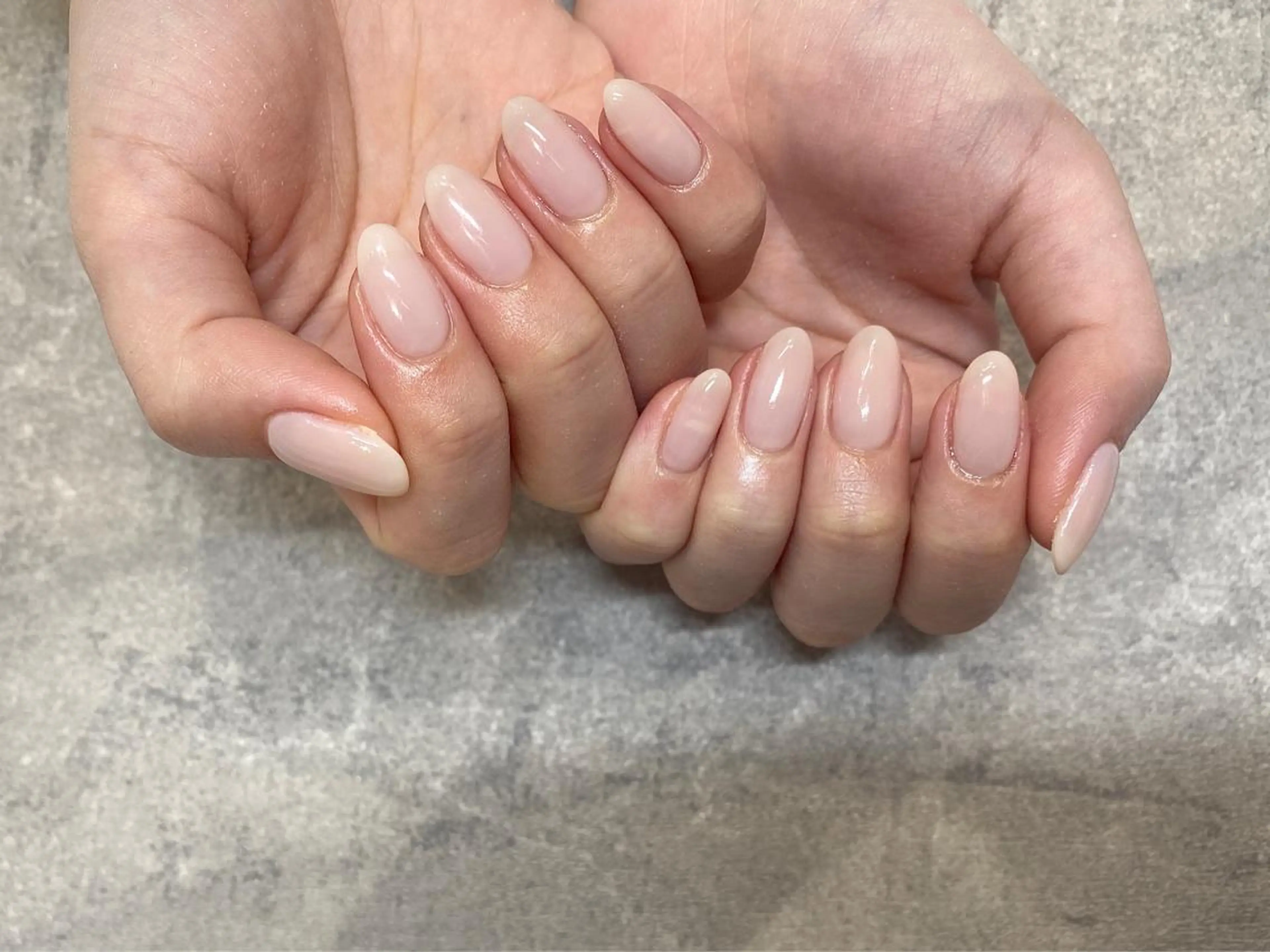 ネイル ハンドネイル NINEnami ニュアンスネイルのネイルデザイン