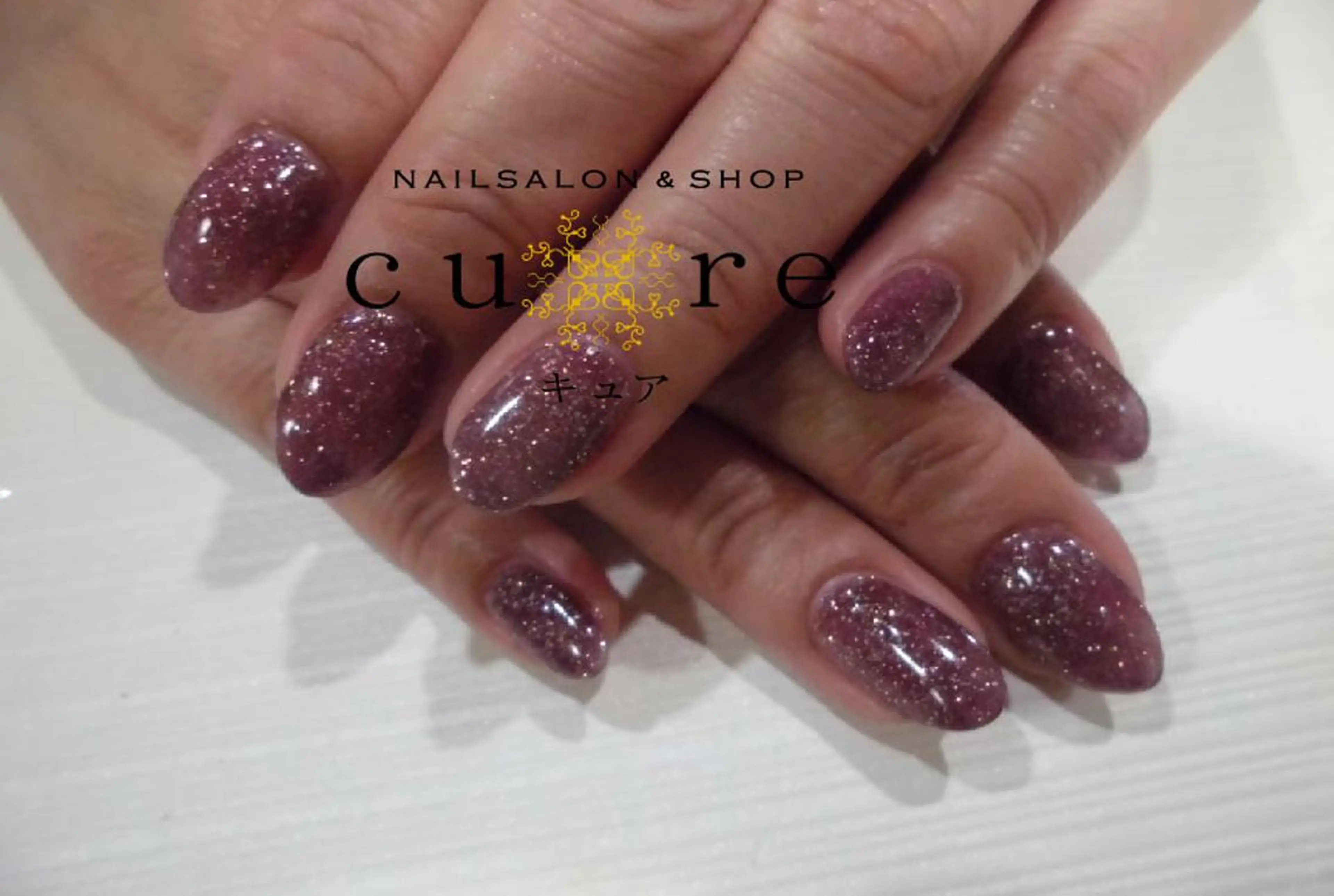 ミディアム ネイル ハンドネイル ネイルサロン Cureのネイルデザイン