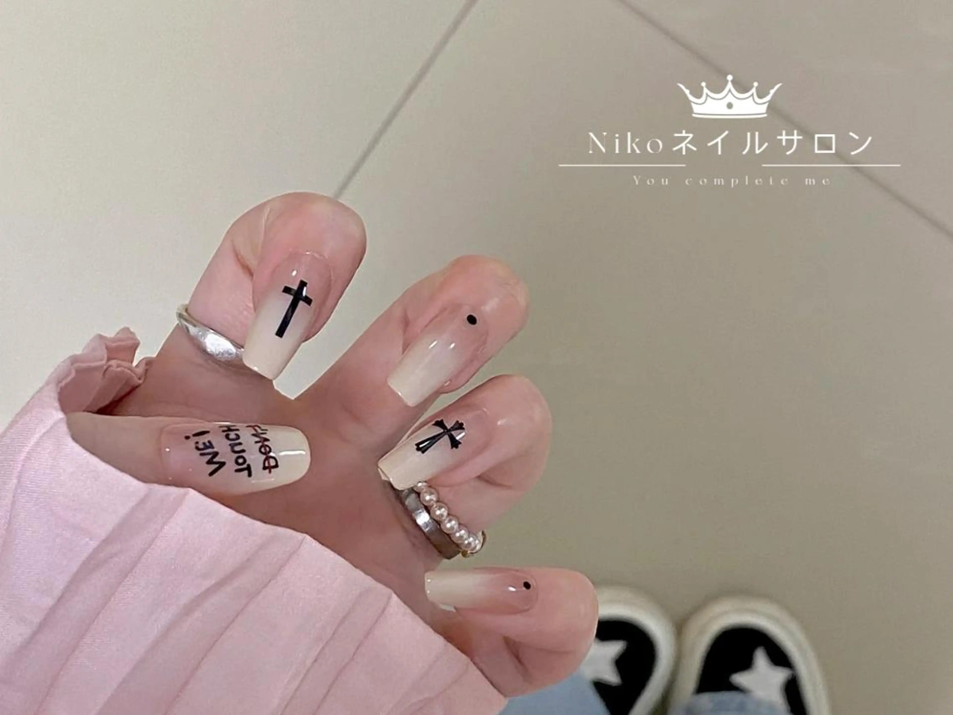 ネイル 長さ出し フットネイル フレンチネイル ジェルネイル ガラスフレンチ Niko ネイルサロン大宮店のネイルデザイン