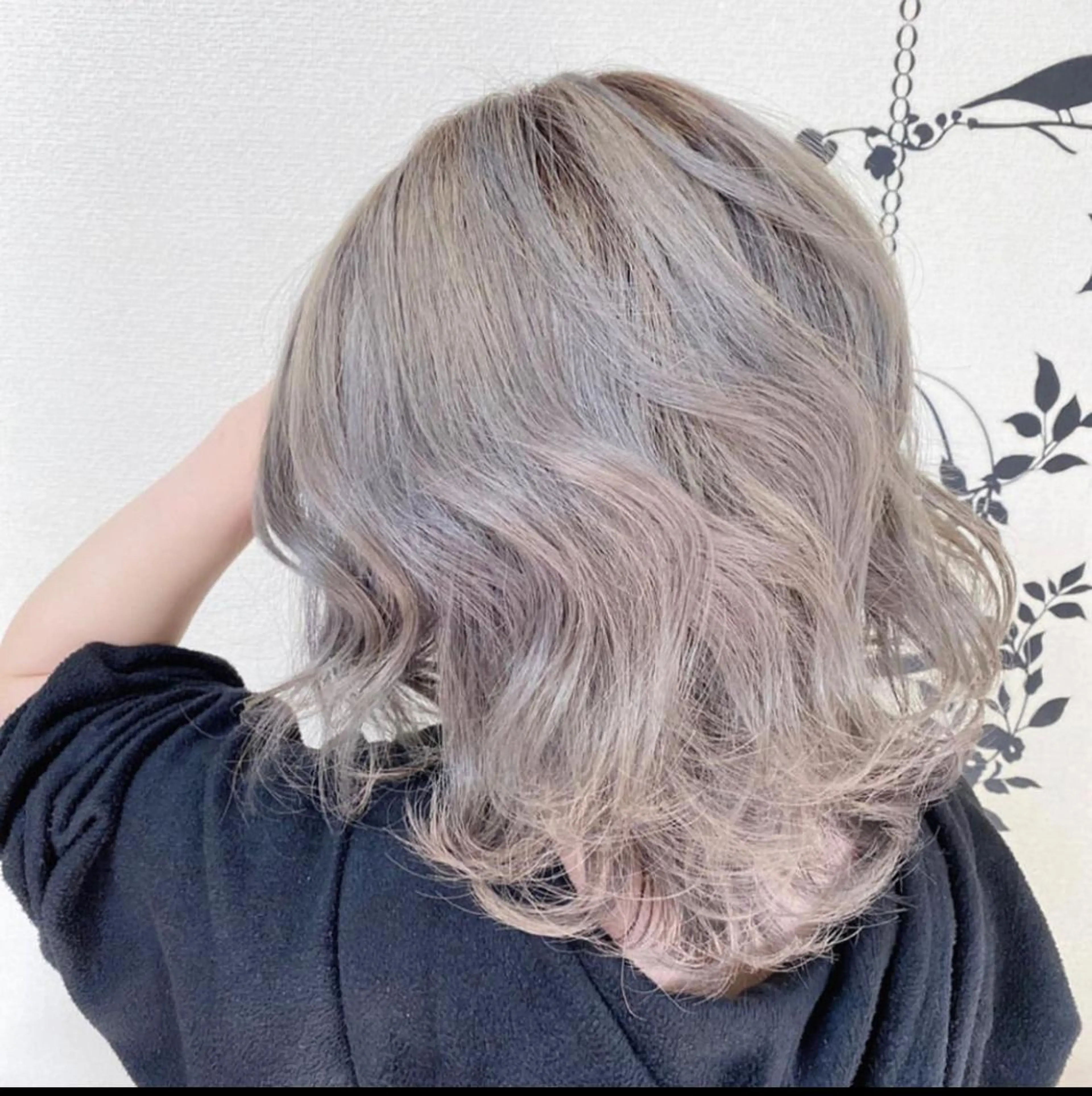 ブリーチ＋カラー＋アマトラトリートメント＋カット（シャンプー、ブロー、セット込み）の写真