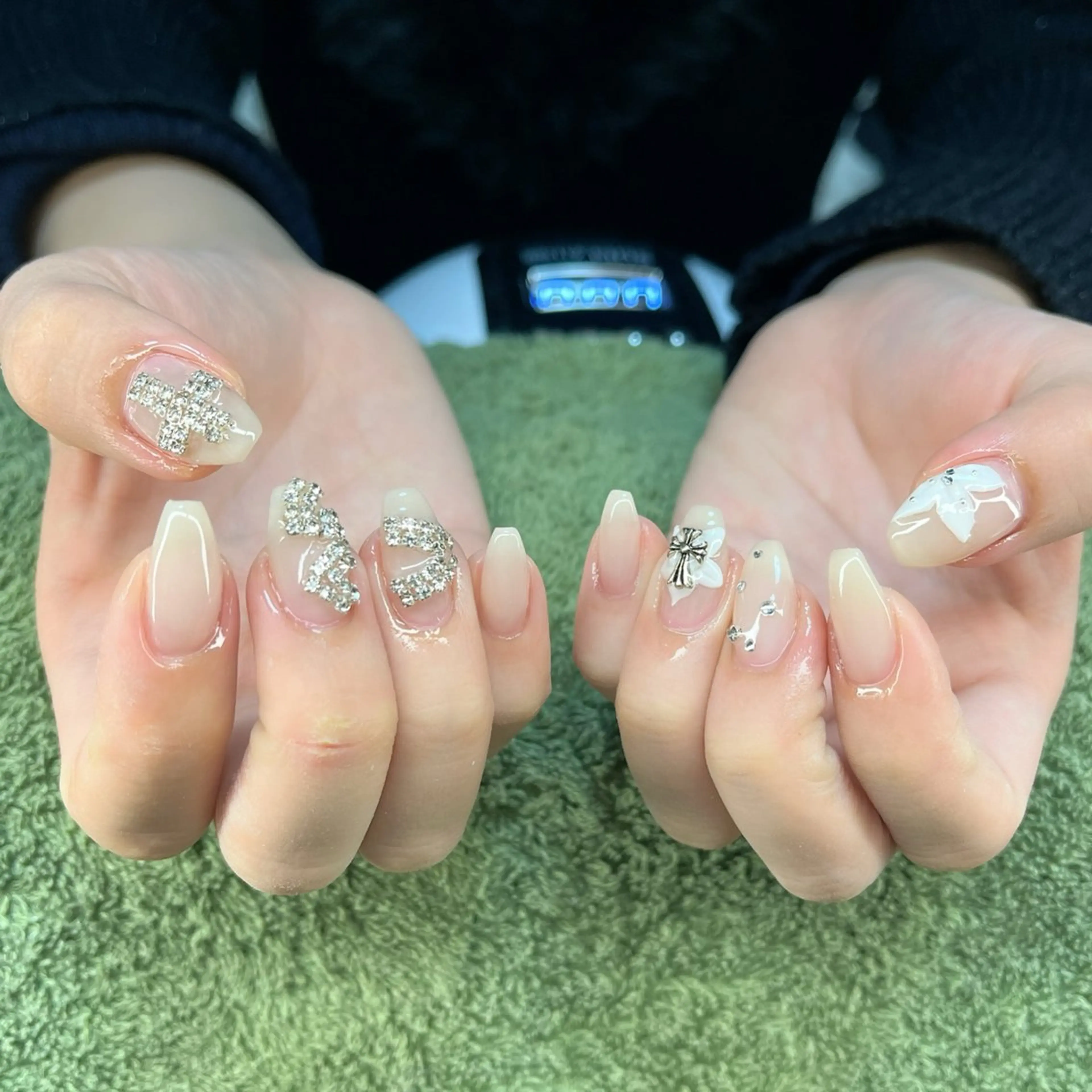 ネイル ハンドネイル フットネイル MHR nailのネイルデザイン