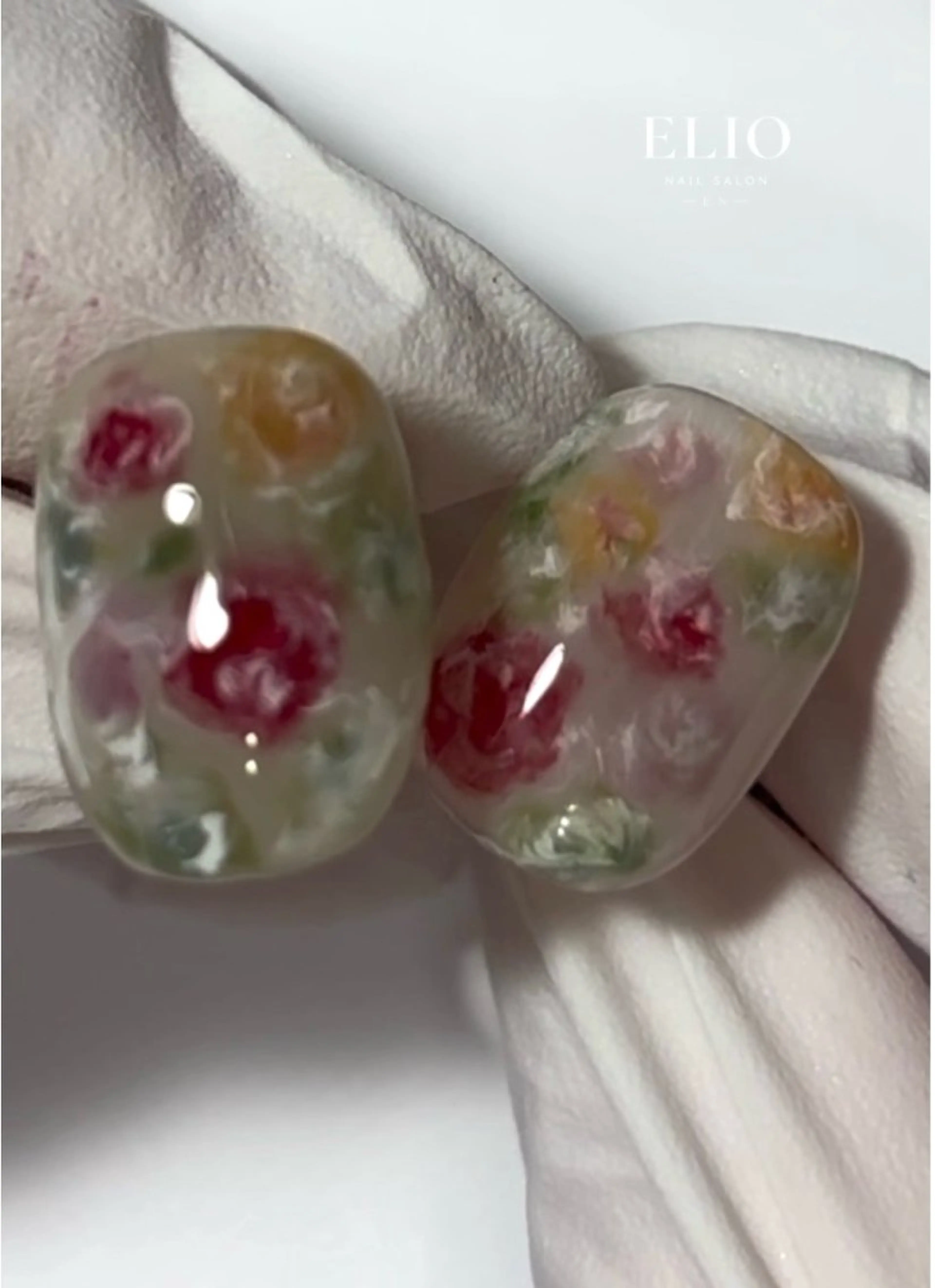 ネイル フラワーネイル ハンドネイル Elio所属・Elio 国泰寺のネイルデザイン