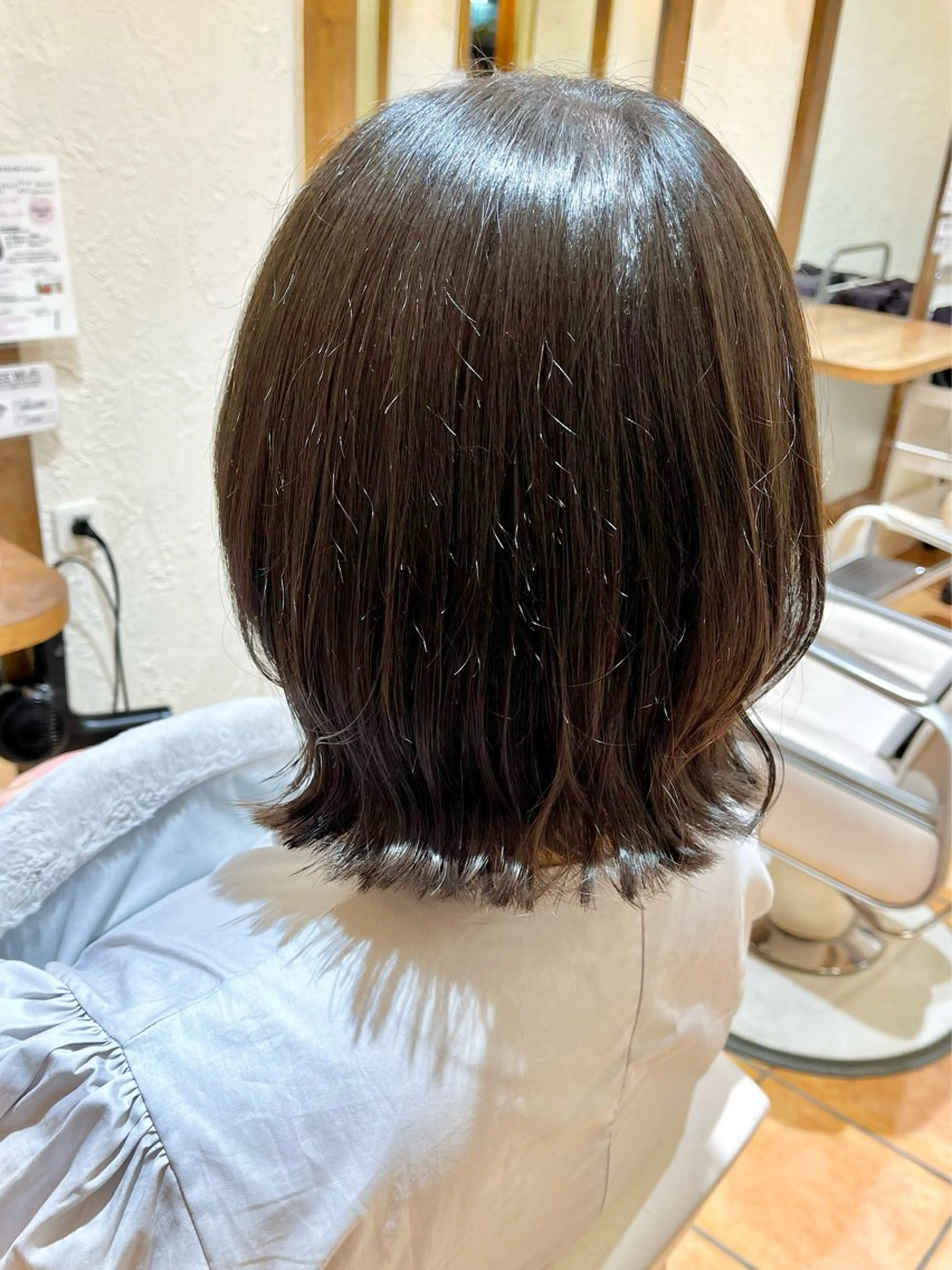 ミディアム 外ハネヘア Rian リアンのヘアスタイル