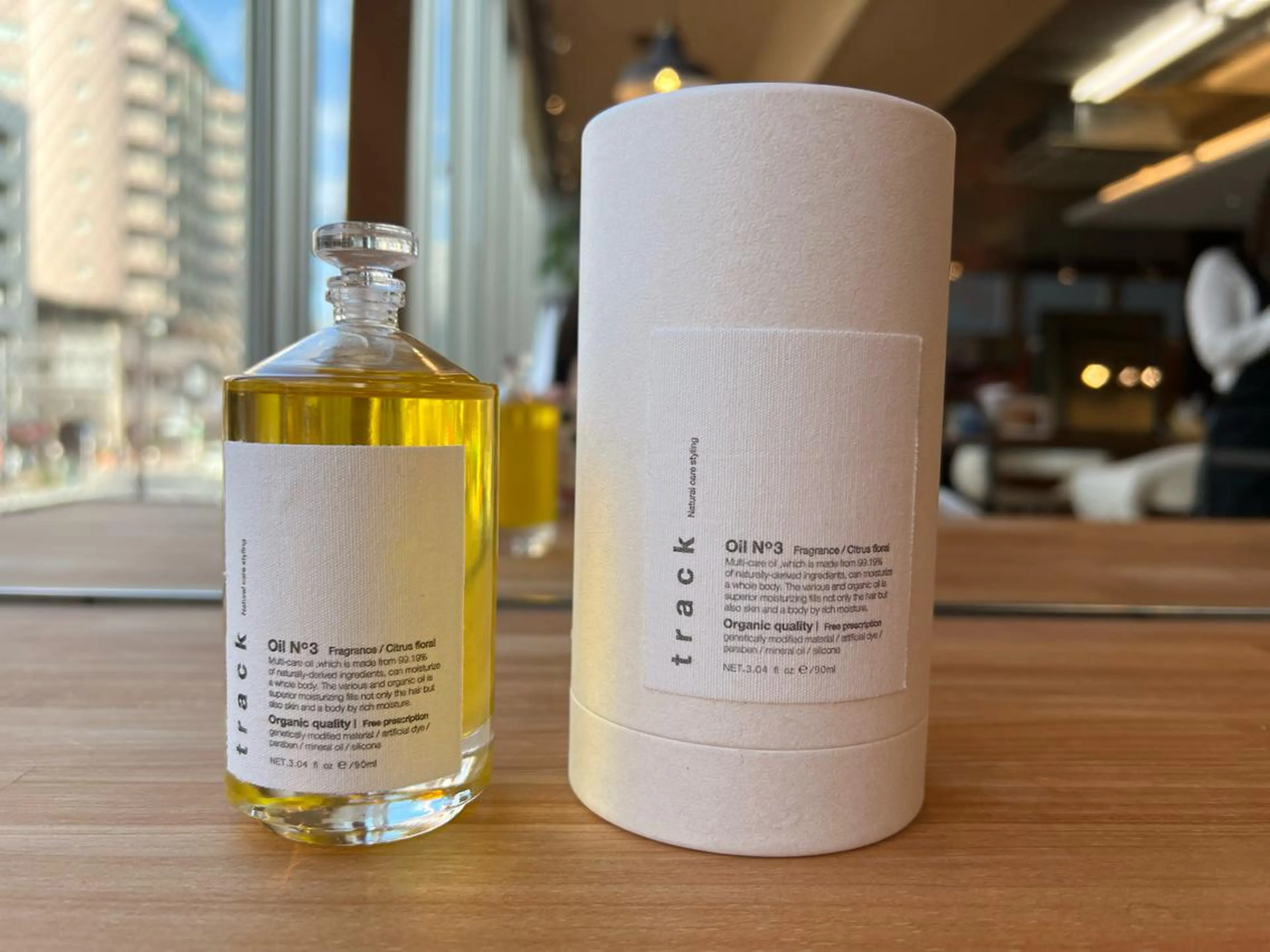 カラー パーマ ヘアアレンジ メンズ BEACH　HAIR&NAIL所属・両国駅徒歩1分⭐️ アイロン仕上げのヘアスタイル