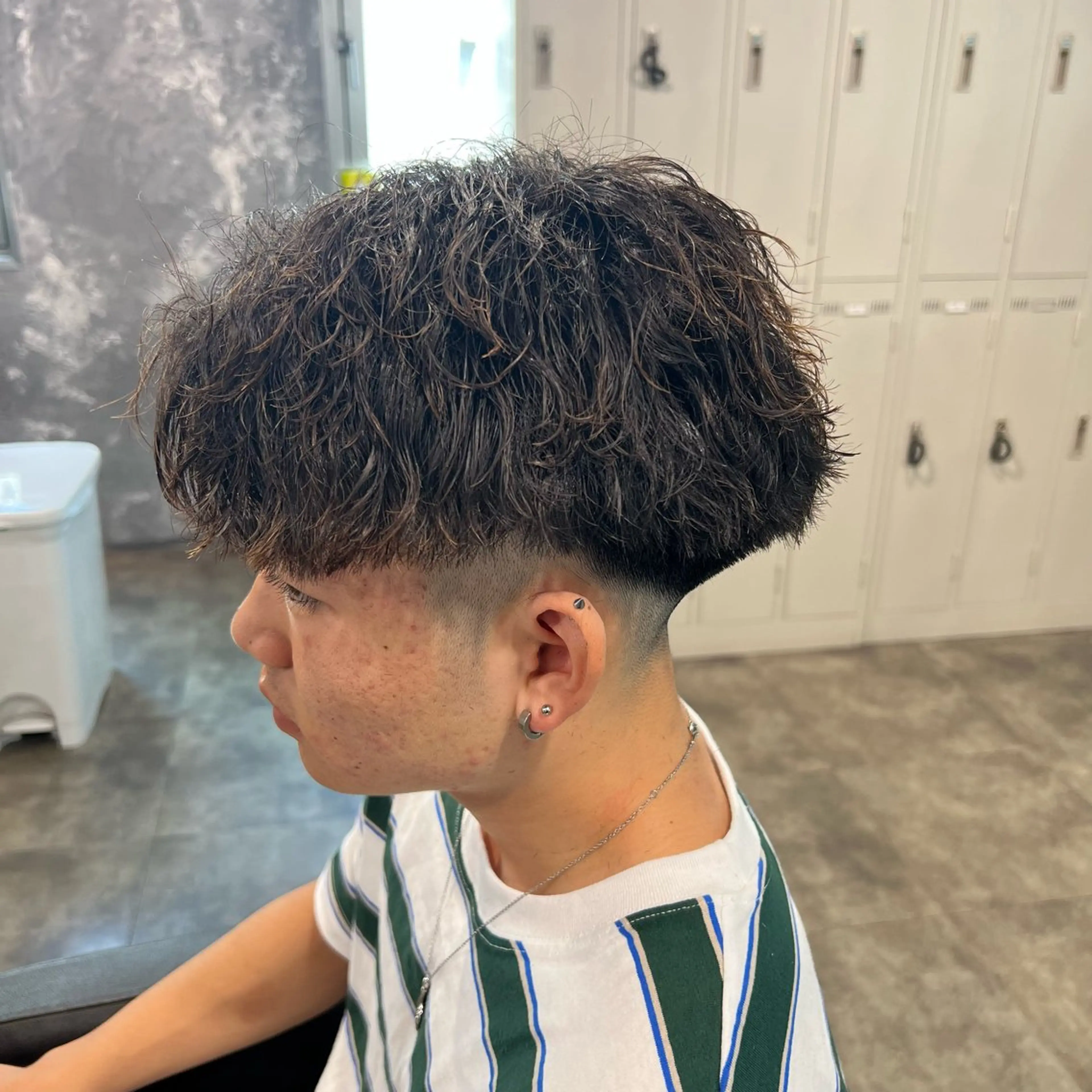 ショート カラー パーマ ヘアアレンジ メンズ キッズ アップバング センターパート メンズハイライト マッシュ メンズパーマ 🔷横浜1のパーマ 職人🔷将太郎のヘアスタイル