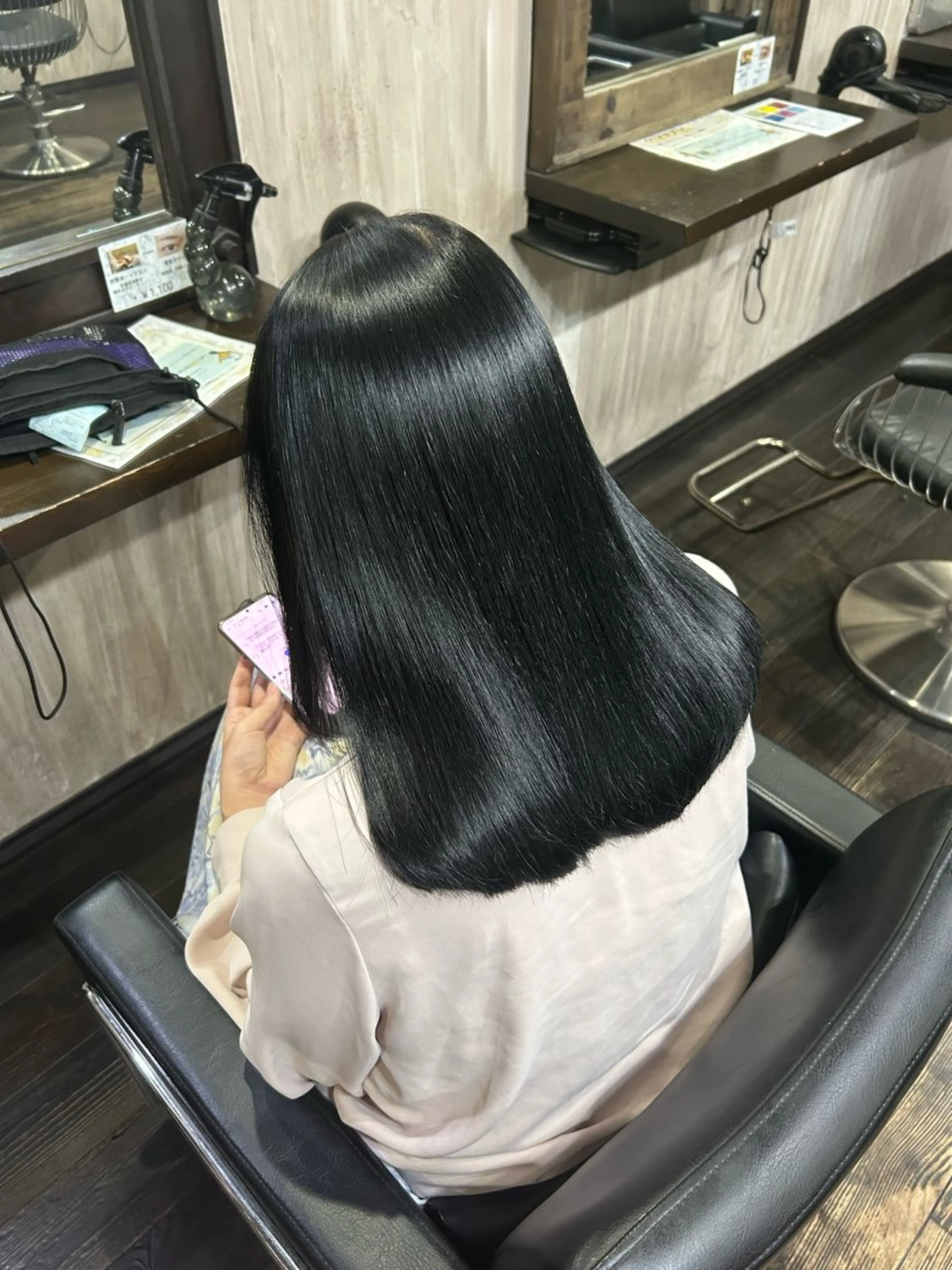 セミロング カット 縮毛矯正 トリートメント 👾坂田 天音👾のヘアスタイル