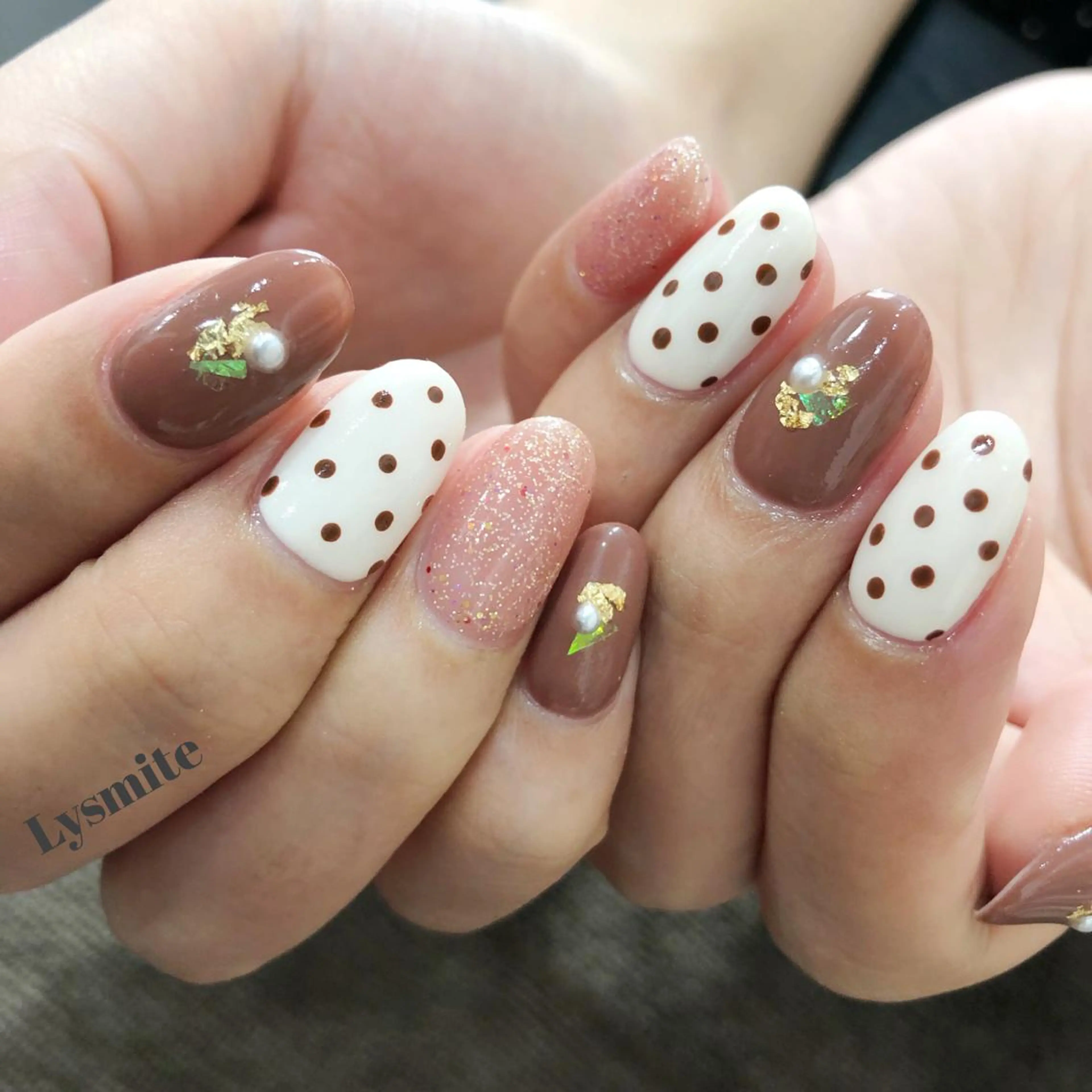 ネイル ドット Lysmite所属・岩本 美香のネイルデザイン