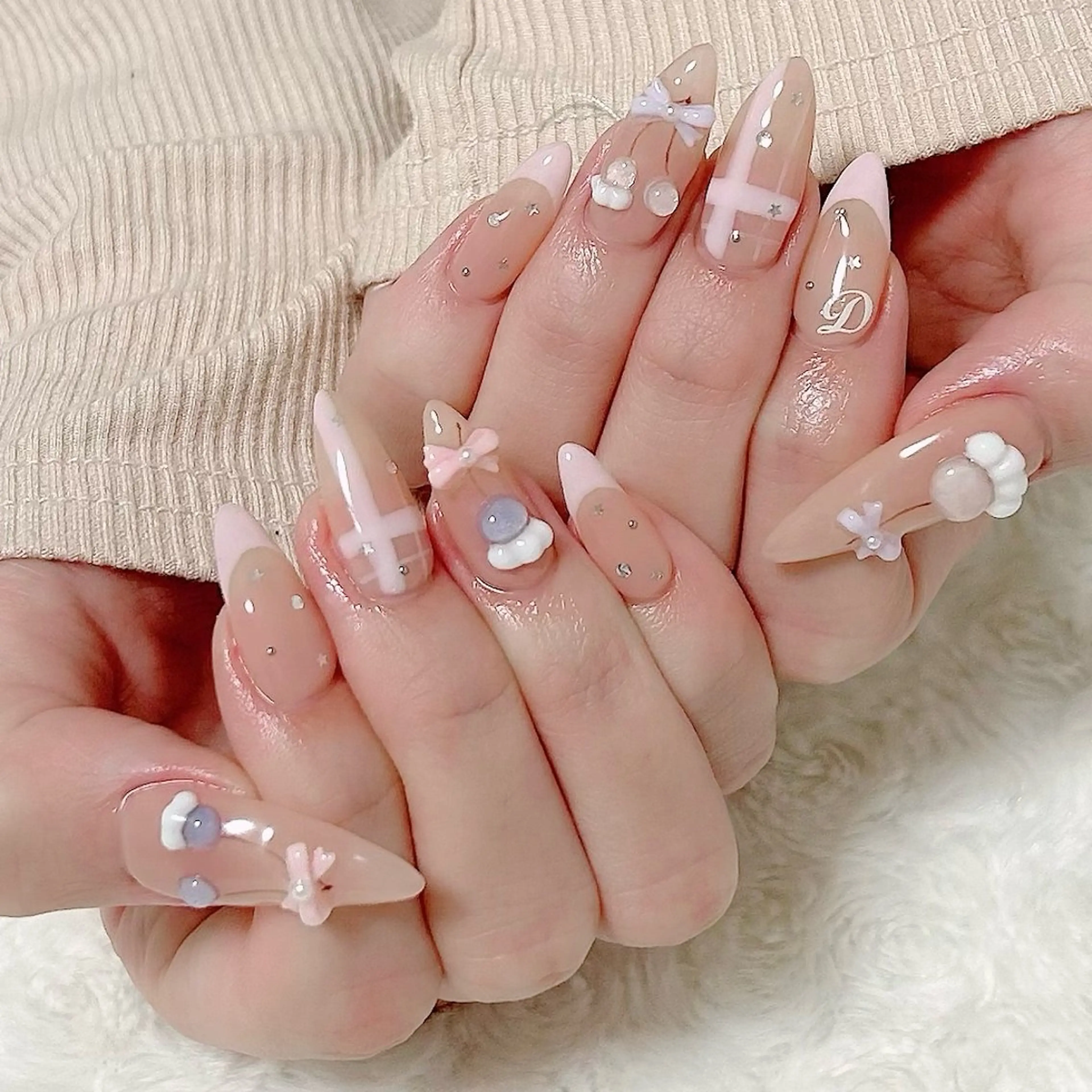 ネイル フレンチネイル 持ち込み ハンドネイル momo nail所属・Naruse Momoのネイルデザイン