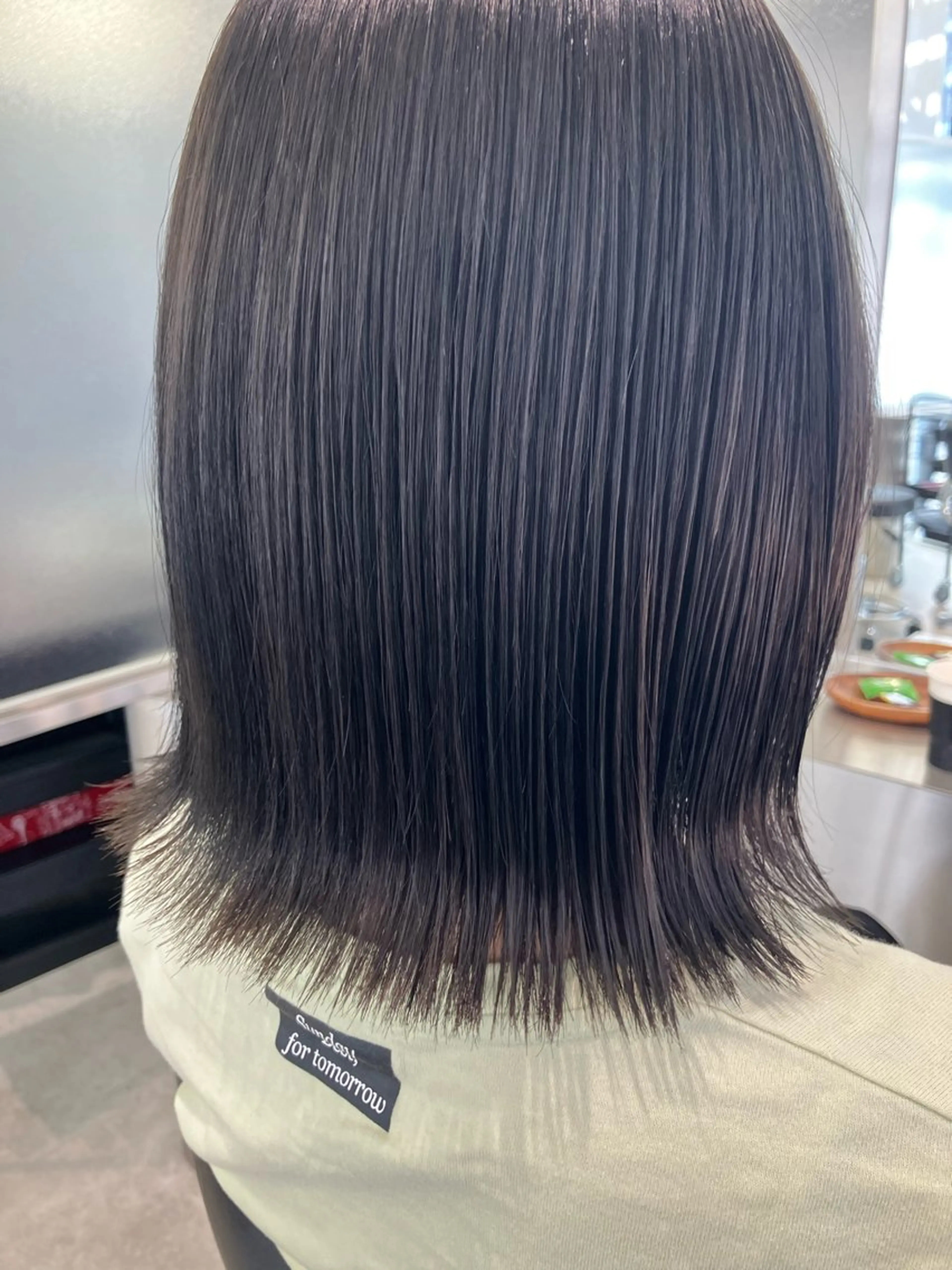 ミディアム カラー 黒髪 ダークグレー くせ毛 学生 髪質改善 GOTODAY シェアサロン梅田NU茶屋町店所属・髪質改善/艶カラー 縮毛矯正/みほのヘアスタイル