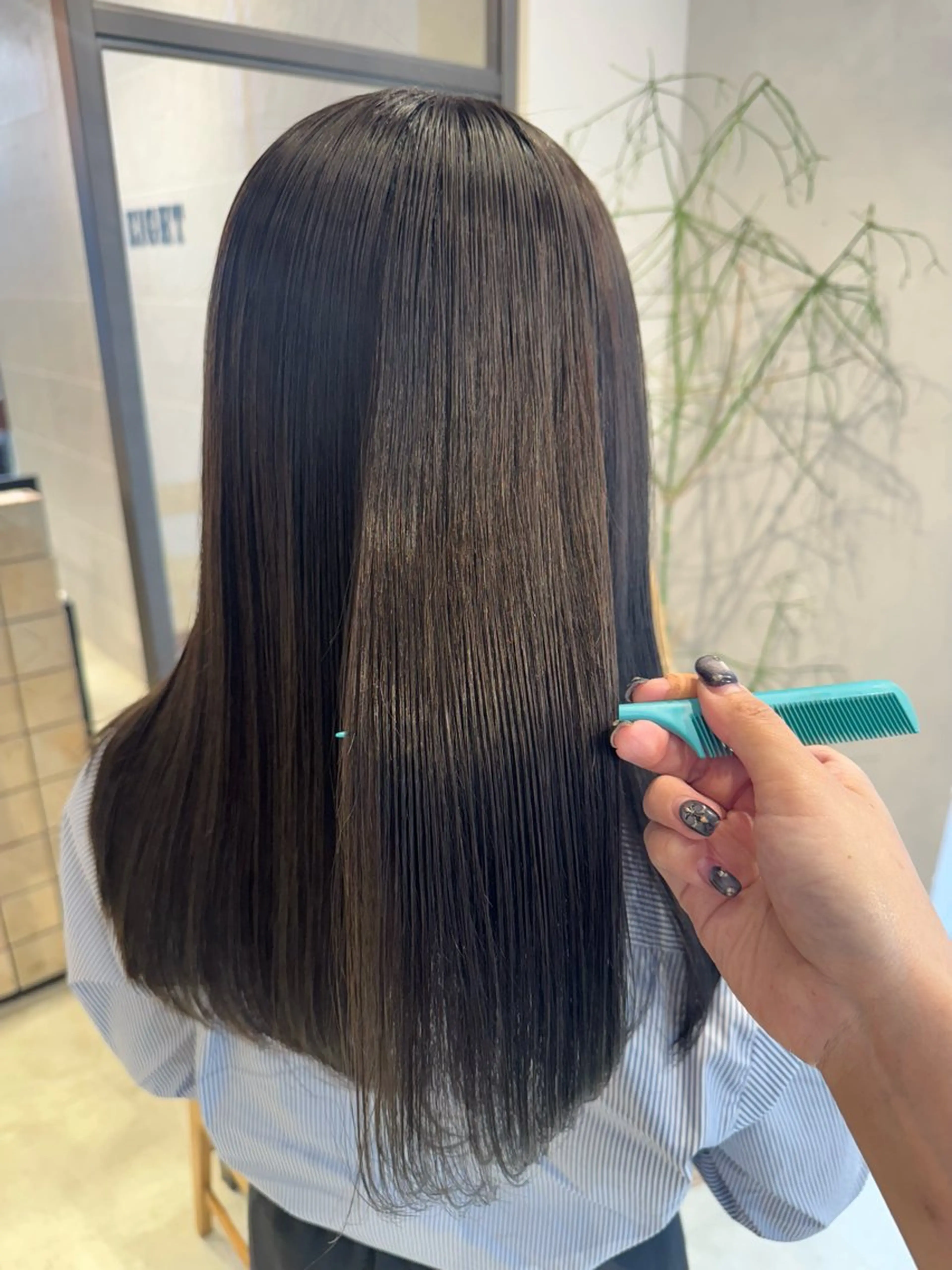 ロング カラー ブラウンカラー オリーブブラウン カット ヘアカラー 縮毛矯正 トリートメント 透明感カラー✨艶髪 制作🌱山根あゆみのヘアスタイル