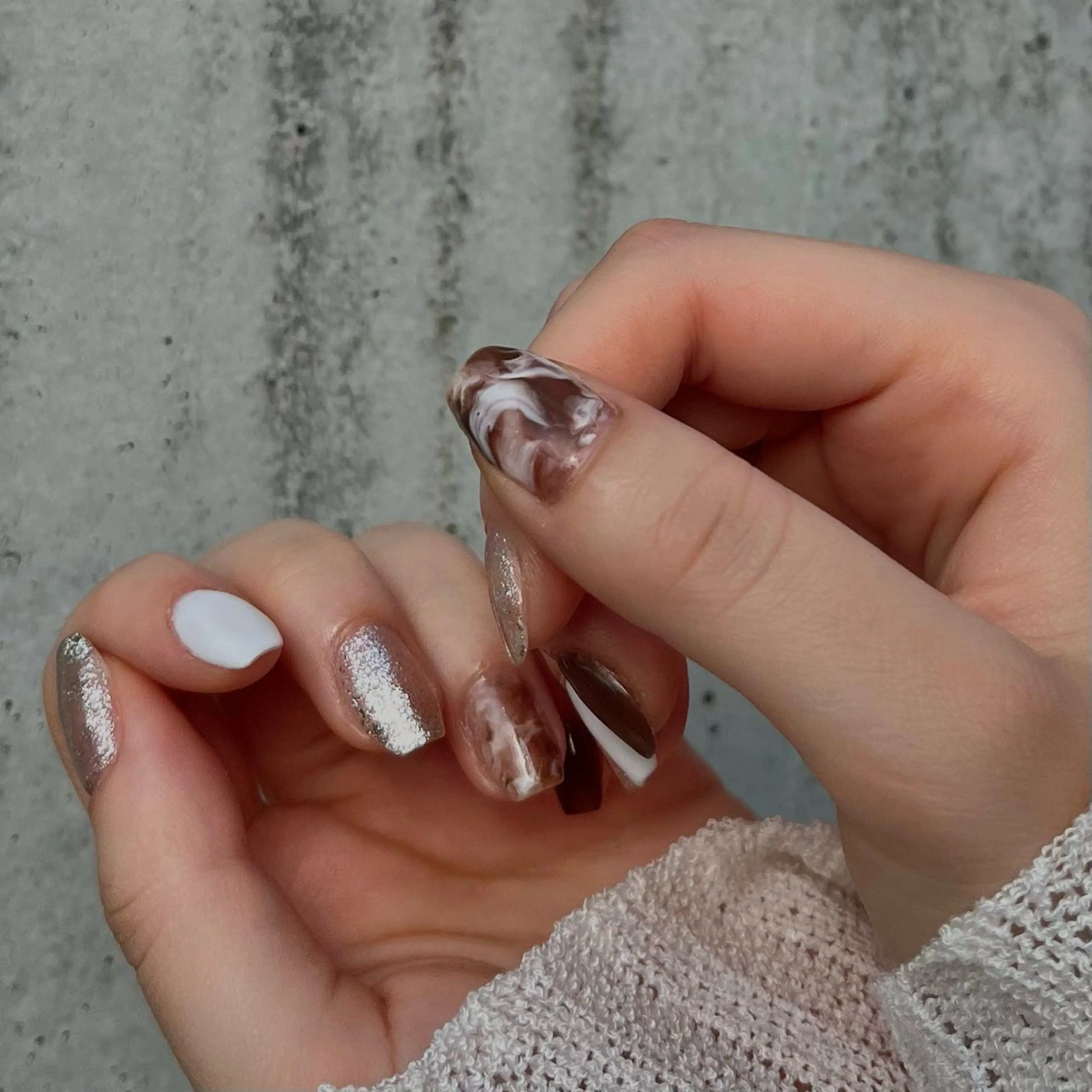 ネイル 大理石ネイル(マーブル) BEAUTY LINE 藤沢店所属・Ayami 🐆🖤のネイルデザイン